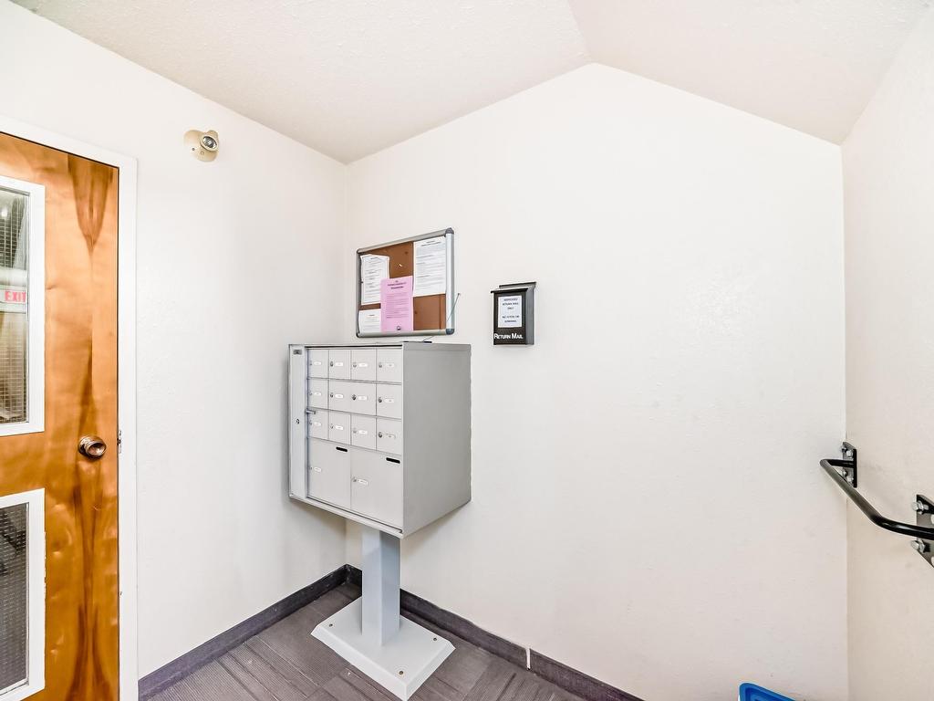 












206 42 ALPINE Place

,
St. Albert,




AB
T8N 3Y2

