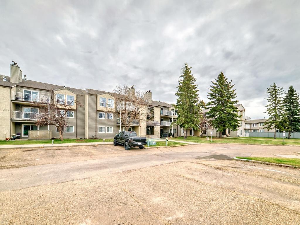 












206 42 ALPINE Place

,
St. Albert,




AB
T8N 3Y2


