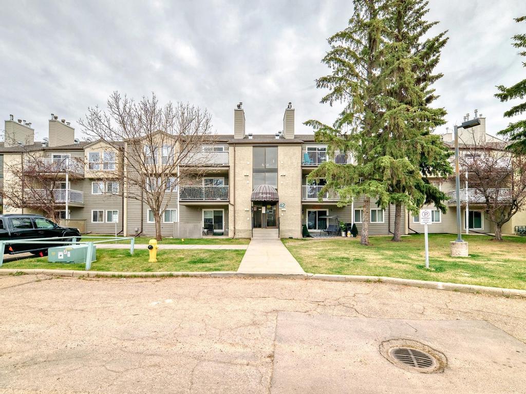 












206 42 ALPINE Place

,
St. Albert,




AB
T8N 3Y2

