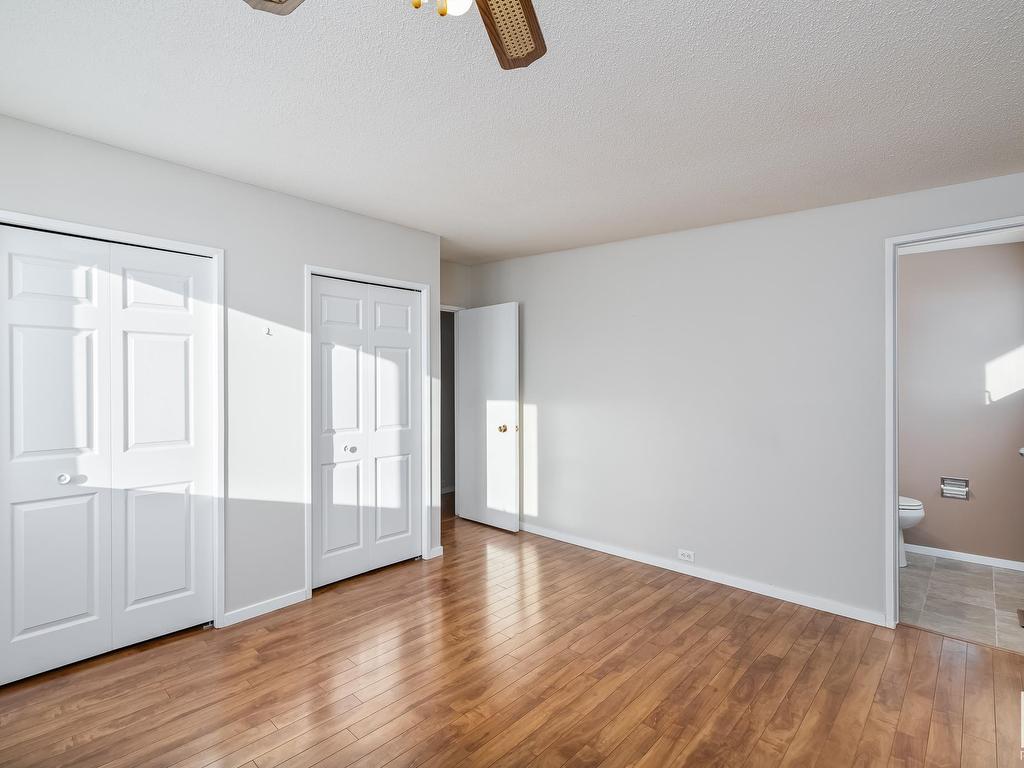 












10419 39 Avenue

,
Edmonton,




AB
T6J 2J4


