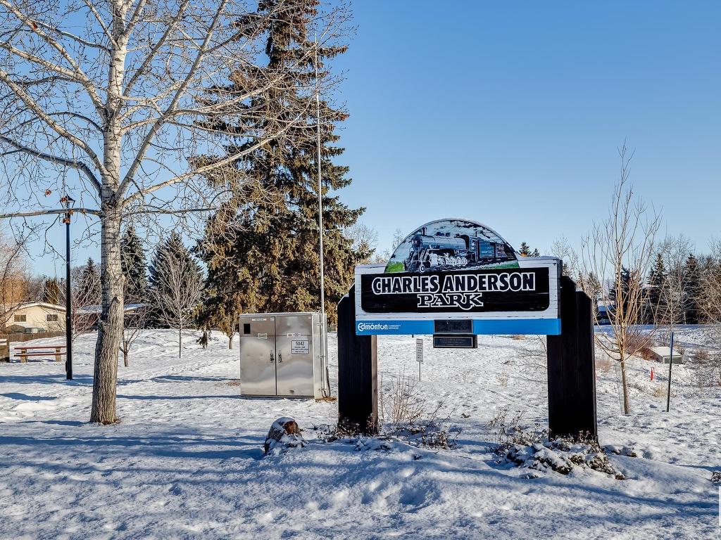 












10419 39 Avenue

,
Edmonton,




AB
T6J 2J4

