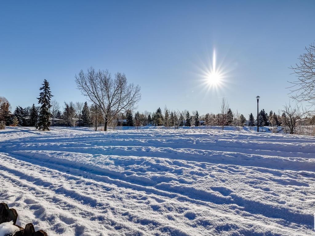 












10419 39 Avenue

,
Edmonton,




AB
T6J 2J4

