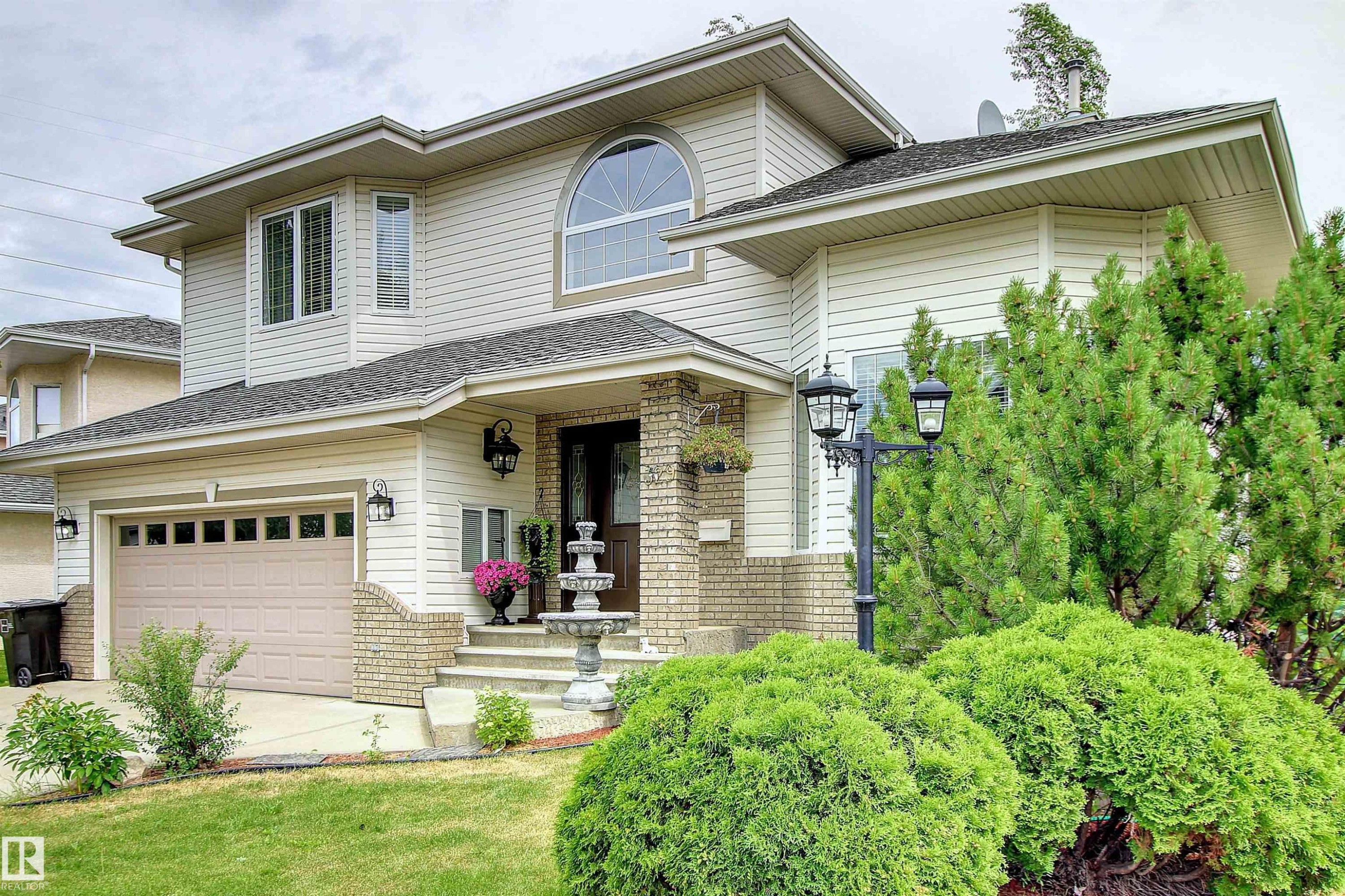 












329 HEATH Road

,
Edmonton,




AB
T6R 2X4


