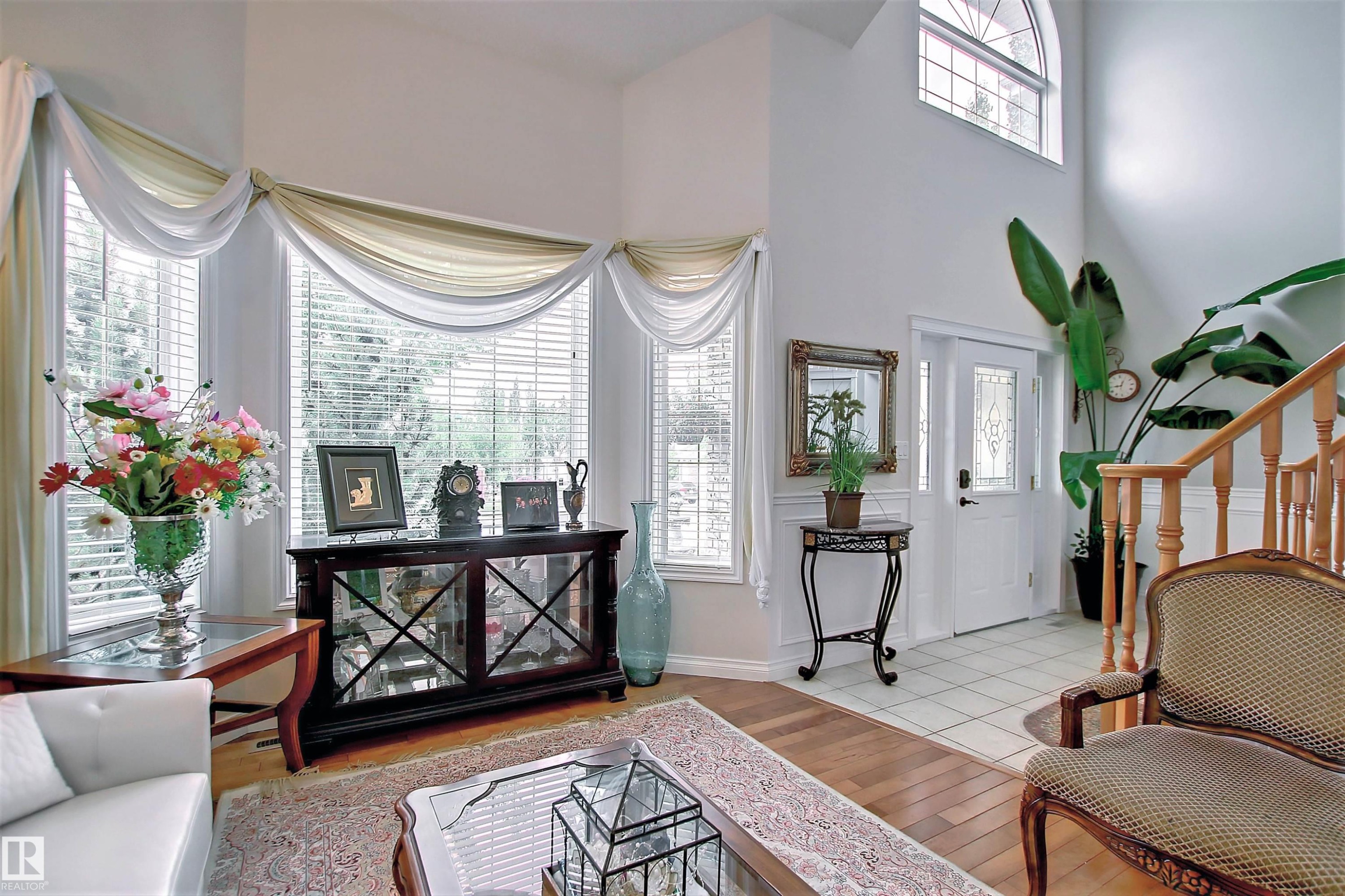 












329 HEATH Road

,
Edmonton,




AB
T6R 2X4

