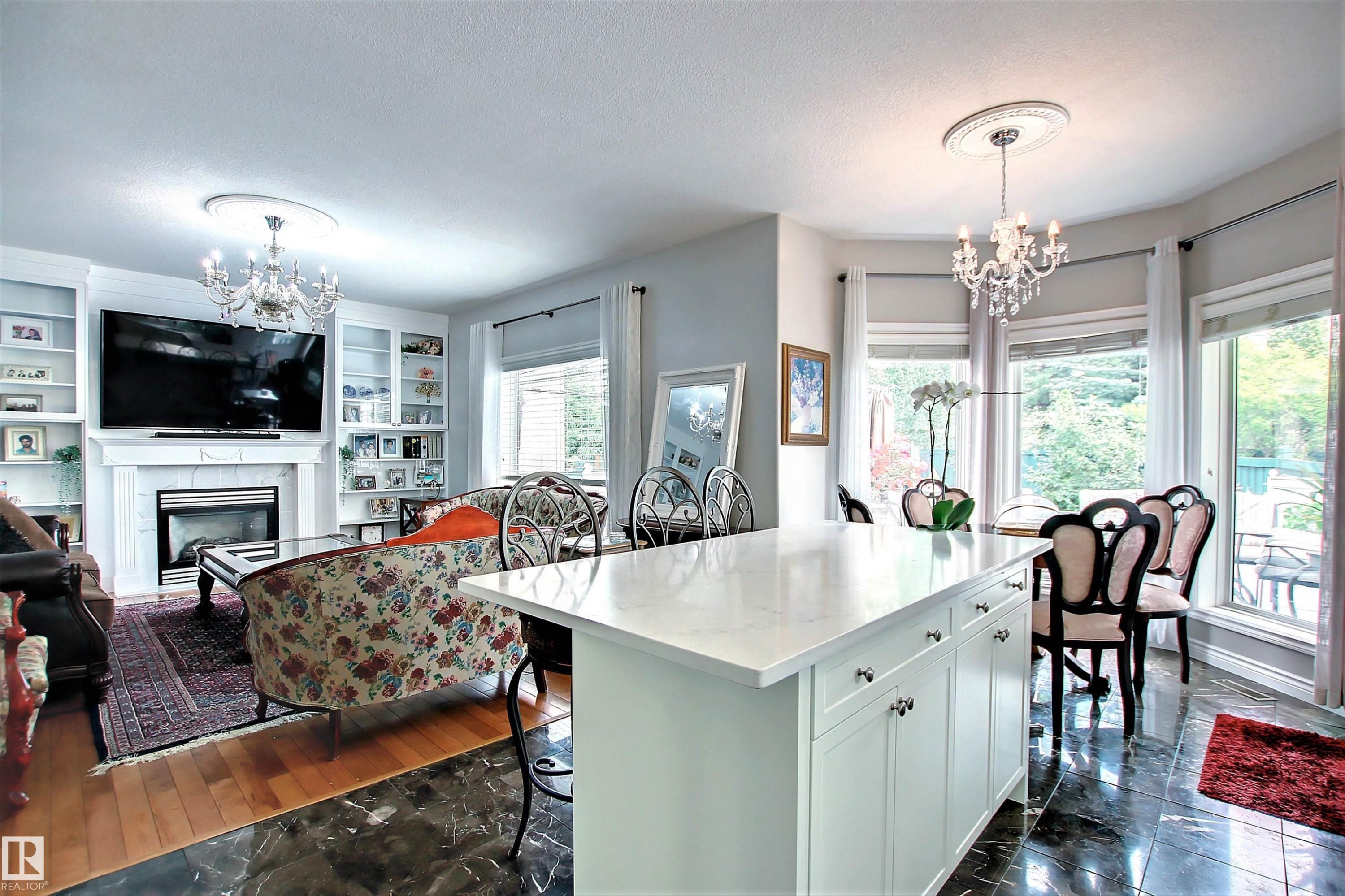 












329 HEATH Road

,
Edmonton,




AB
T6R 2X4

