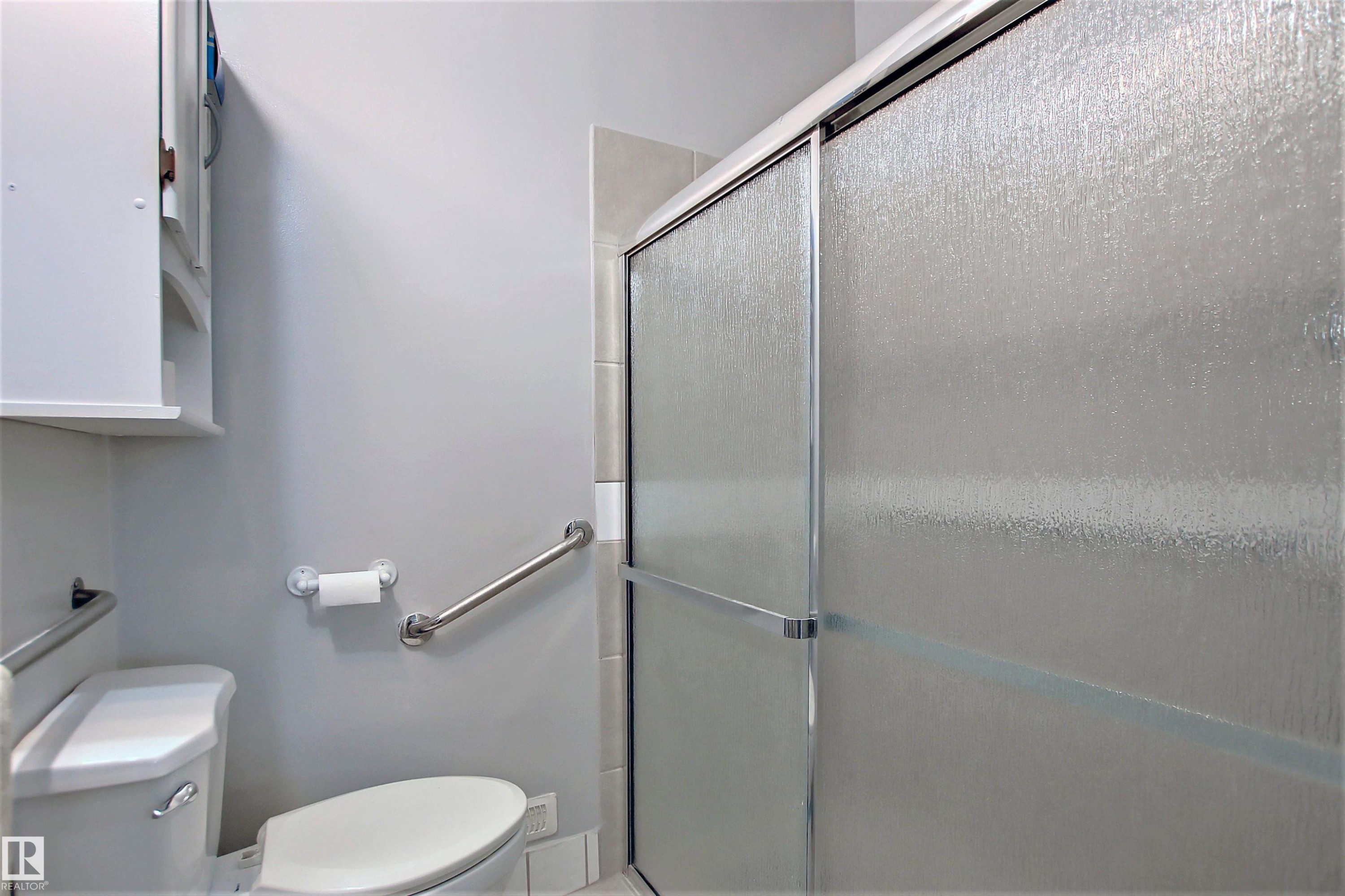 












329 HEATH Road

,
Edmonton,




AB
T6R 2X4


