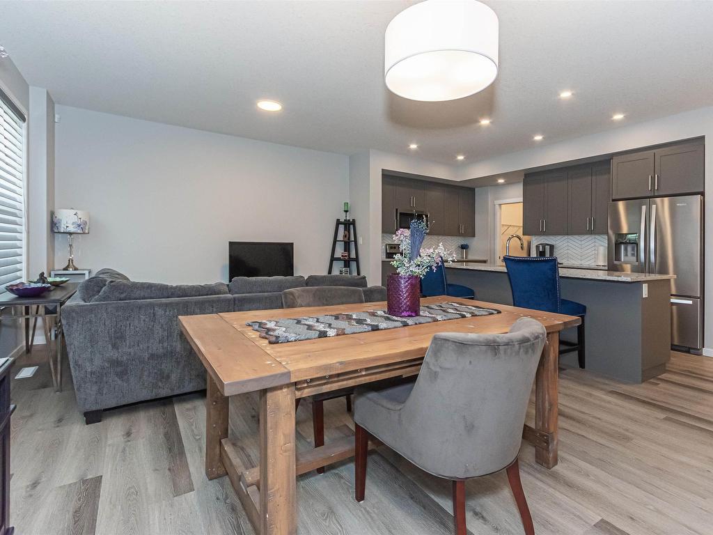 












1395 SECORD LANDING

,
Edmonton,




AB
T5T 7A7


