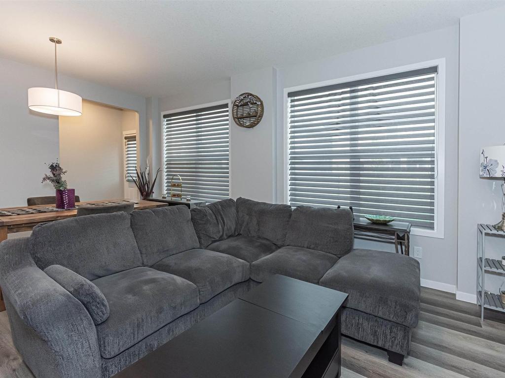












1395 SECORD LANDING

,
Edmonton,




AB
T5T 7A7

