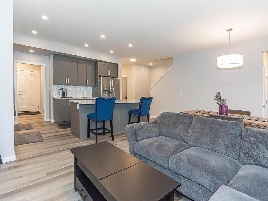 












1395 SECORD LANDING

,
Edmonton,




AB
T5T 7A7

