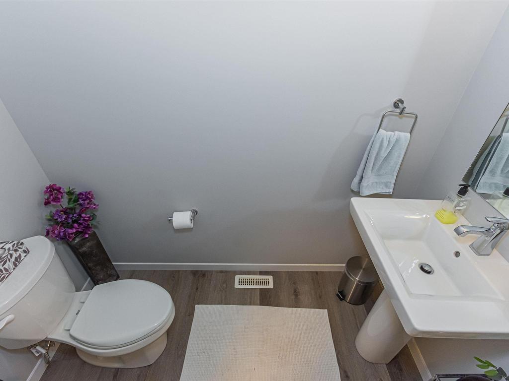 












1395 SECORD LANDING

,
Edmonton,




AB
T5T 7A7

