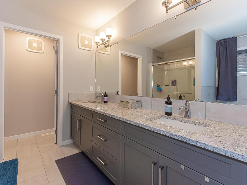 












1395 SECORD LANDING

,
Edmonton,




AB
T5T 7A7

