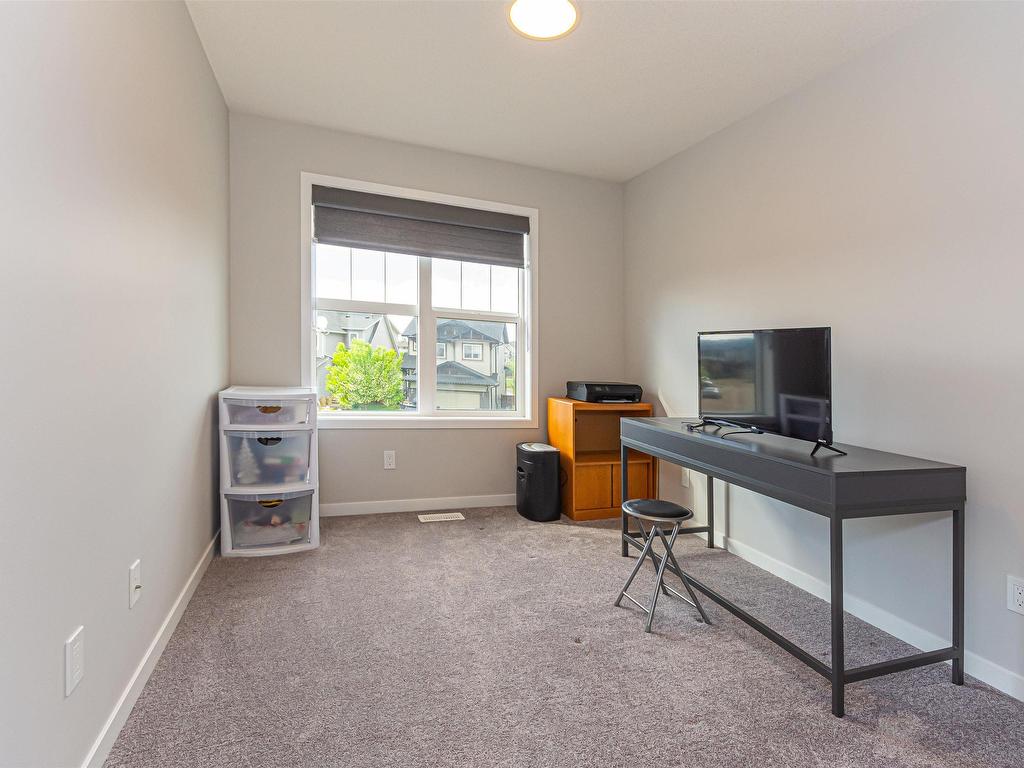 












1395 SECORD LANDING

,
Edmonton,




AB
T5T 7A7

