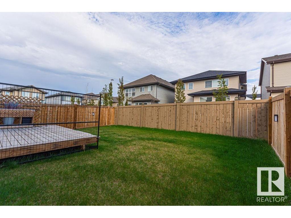 












1395 SECORD LANDING

,
Edmonton,




AB
T5T 7A7

