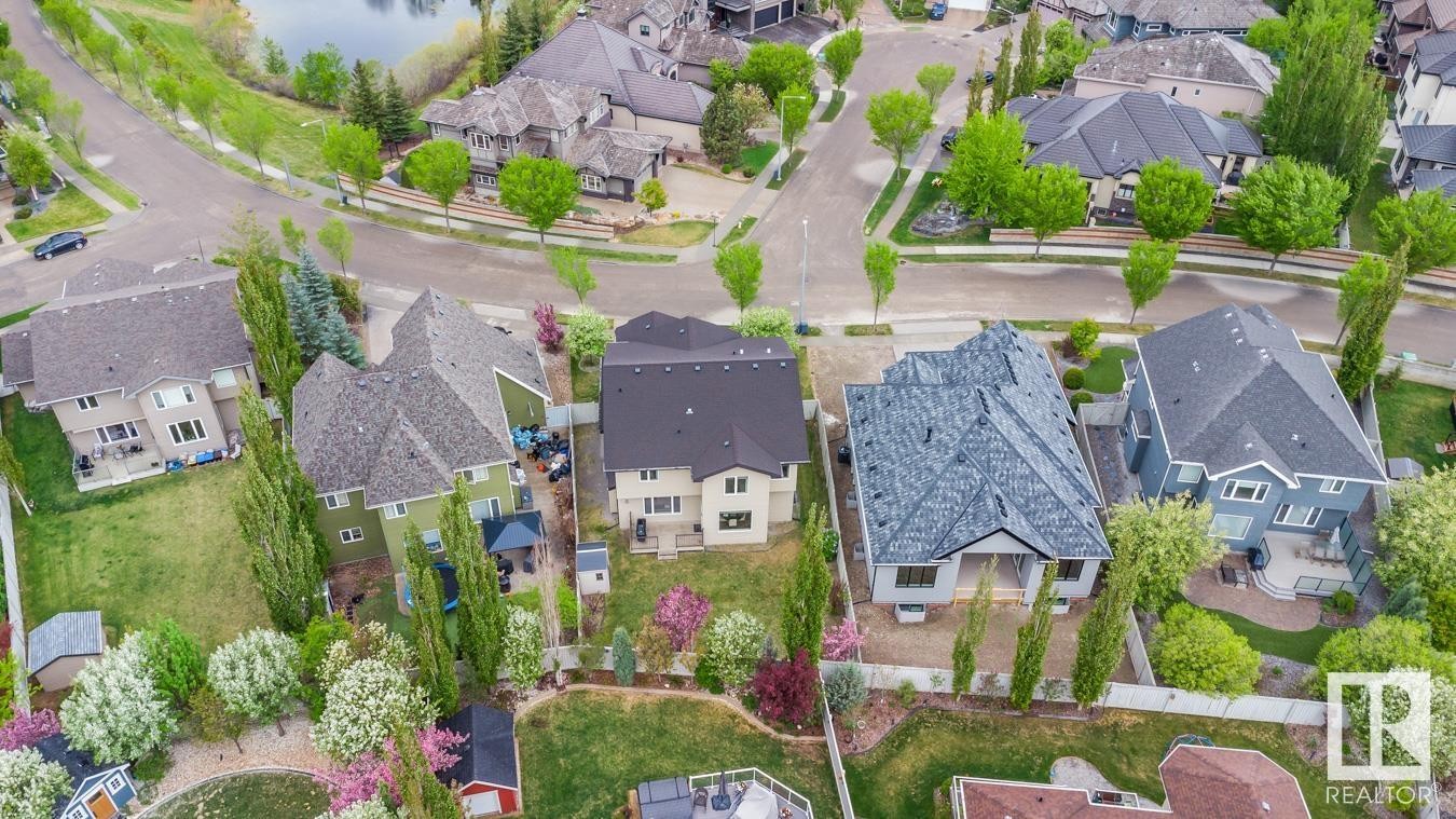 












2043 CAMERON RAVINE Way

,
Edmonton,




AB
T6M 0L2

