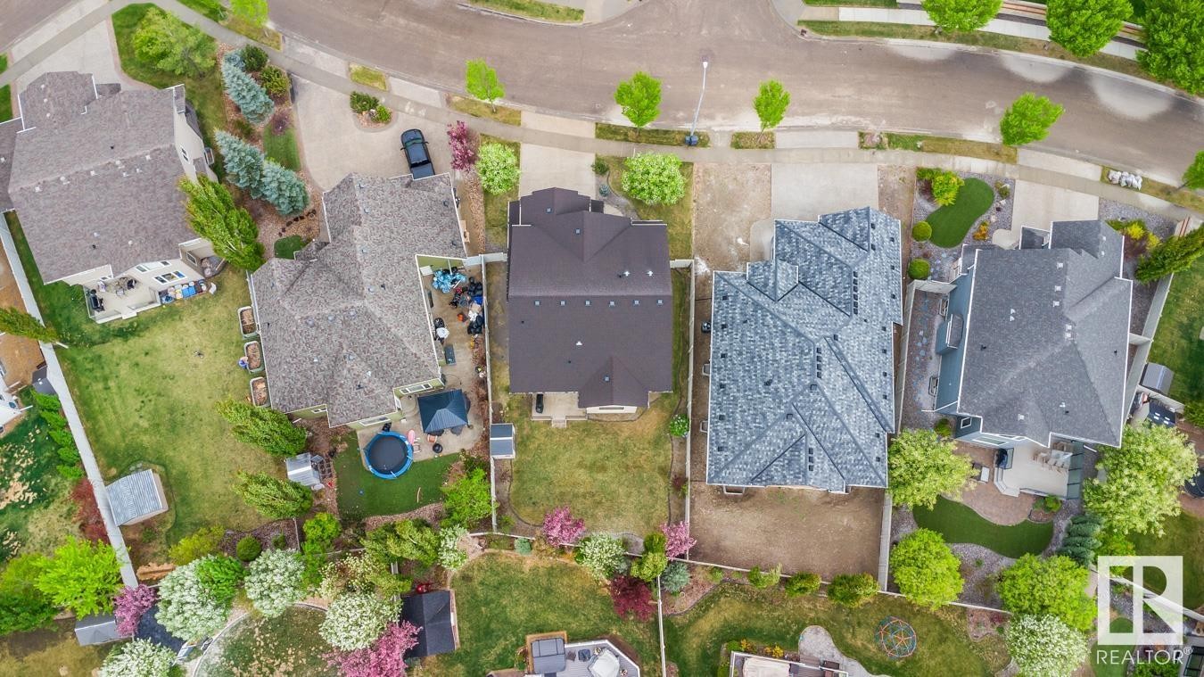 












2043 CAMERON RAVINE Way

,
Edmonton,




AB
T6M 0L2

