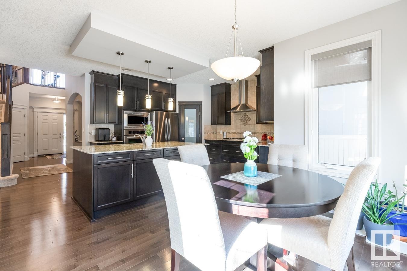 












2043 CAMERON RAVINE Way

,
Edmonton,




AB
T6M 0L2

