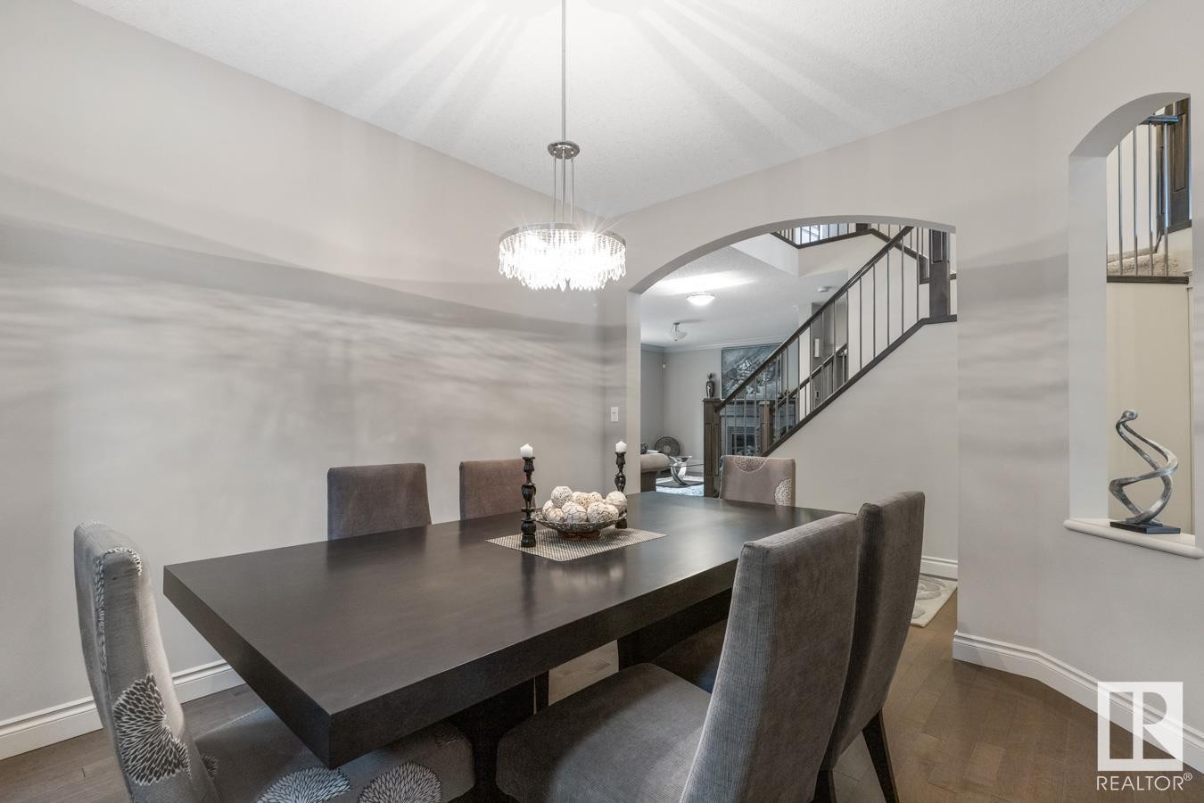 












2043 CAMERON RAVINE Way

,
Edmonton,




AB
T6M 0L2

