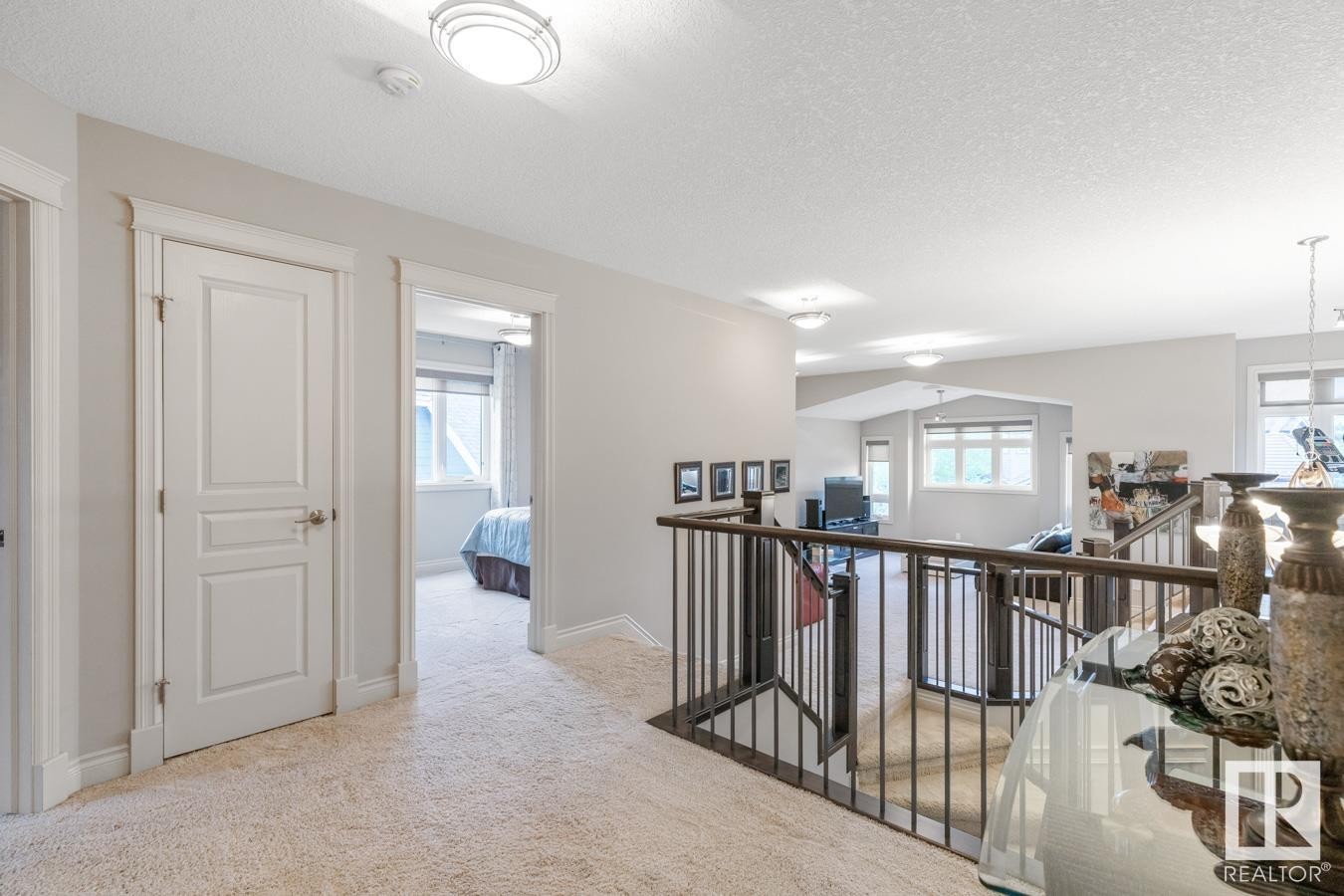 












2043 CAMERON RAVINE Way

,
Edmonton,




AB
T6M 0L2


