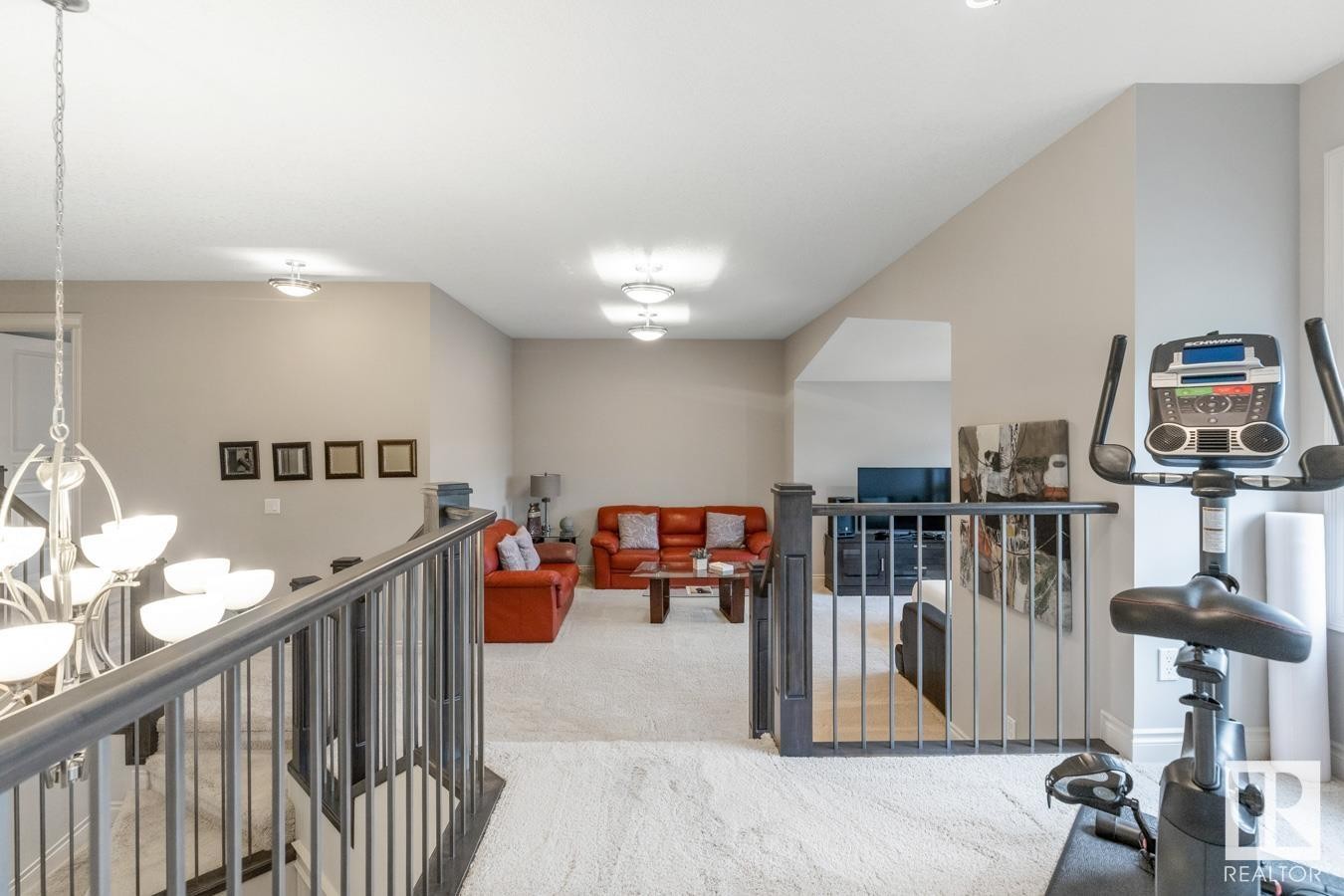 












2043 CAMERON RAVINE Way

,
Edmonton,




AB
T6M 0L2

