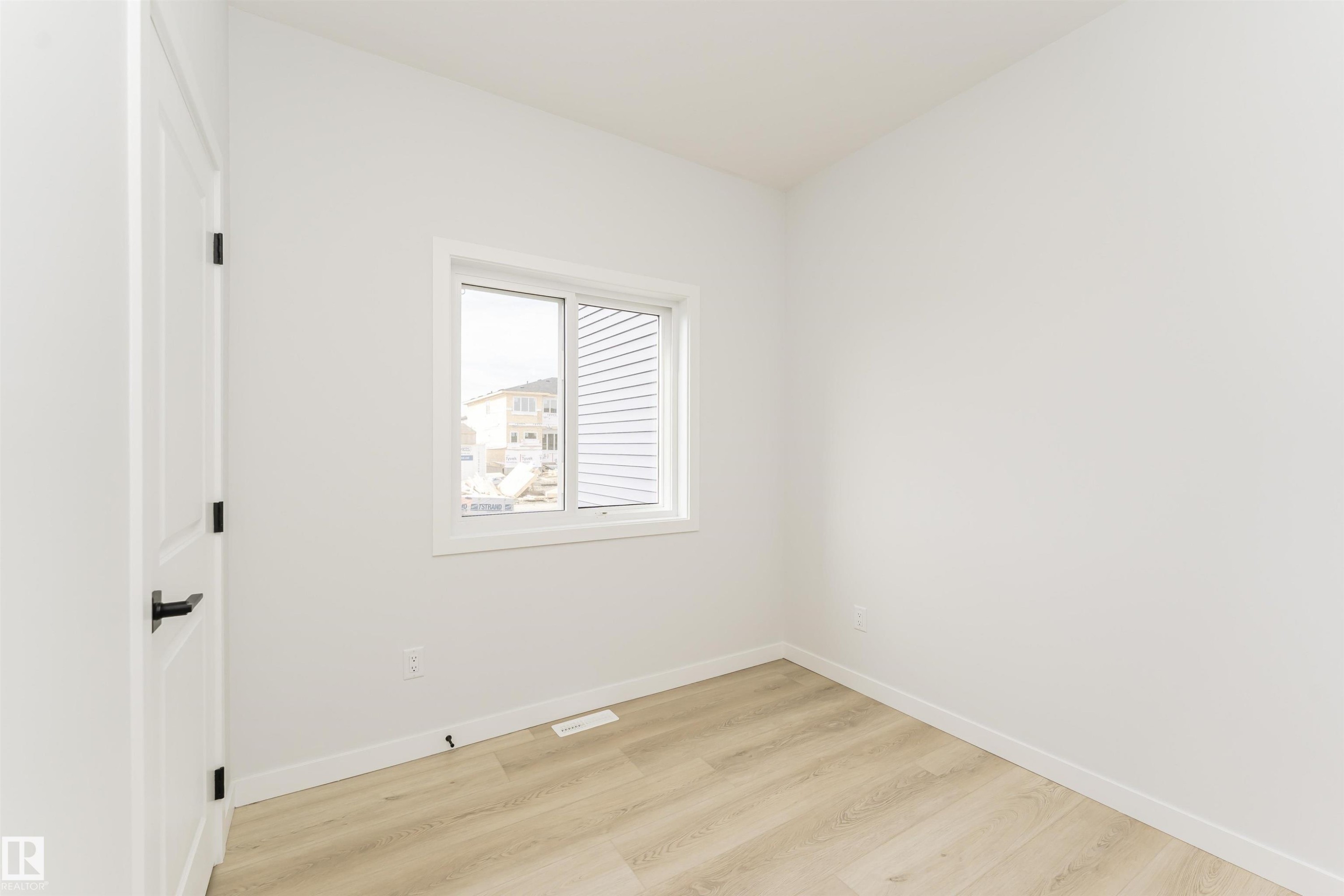 












6397 King Wynd

,
Edmonton,




AB
T6W 5J3

