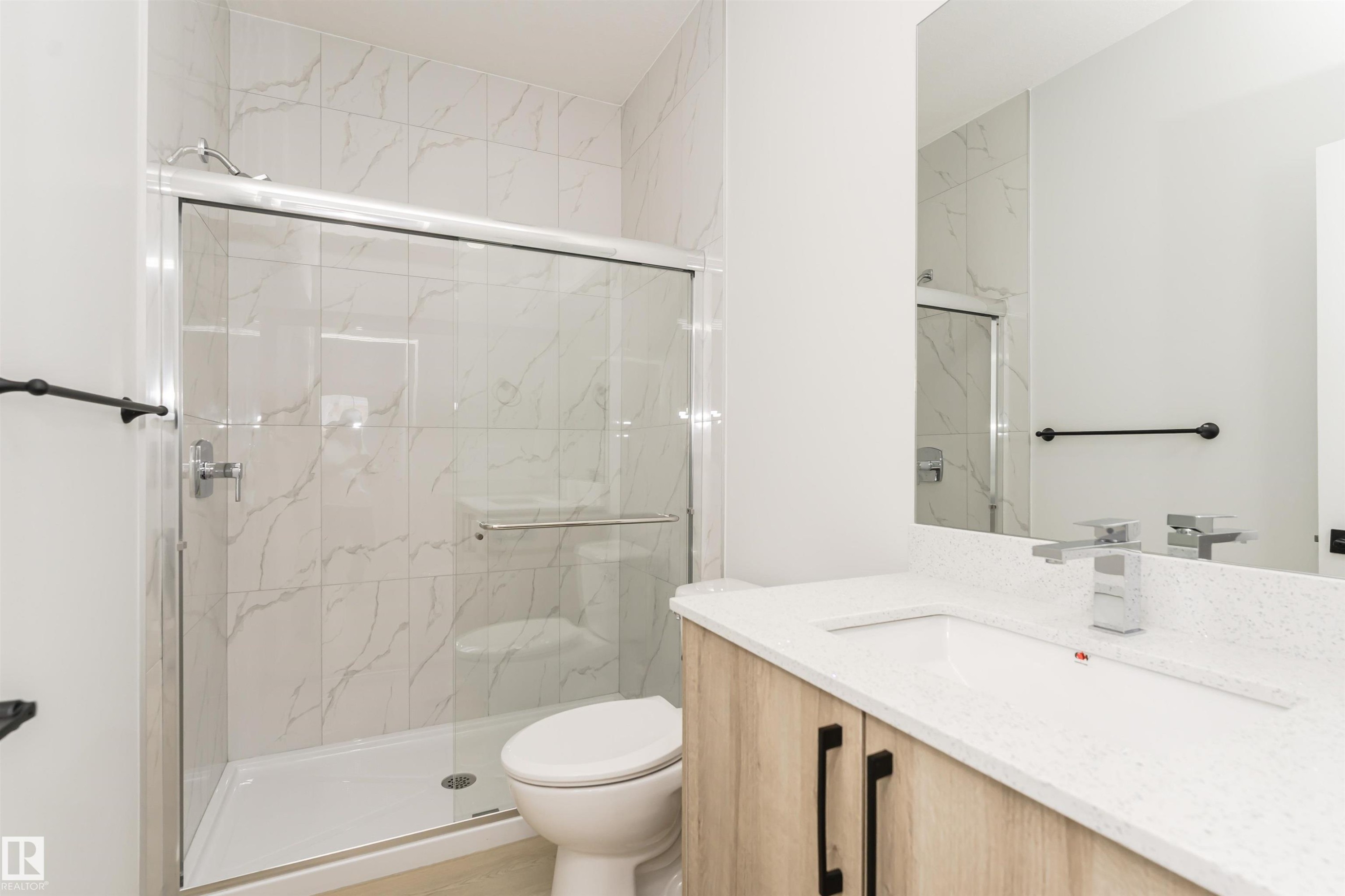 












6397 King Wynd

,
Edmonton,




AB
T6W 5J3

