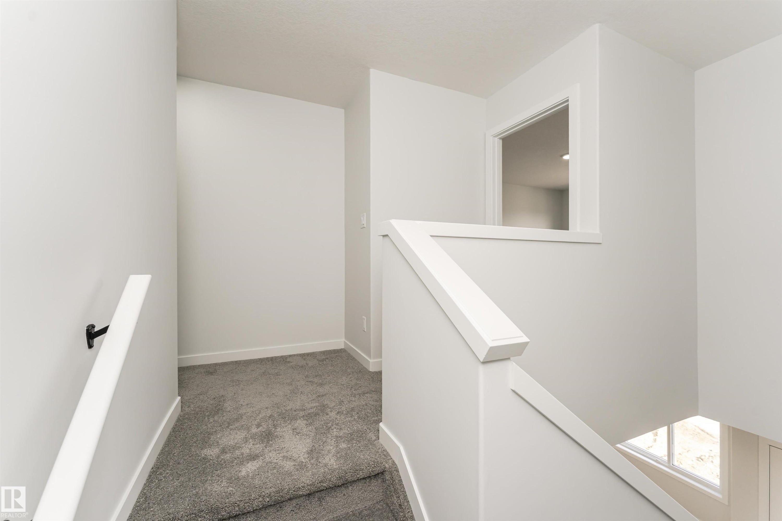 












6397 King Wynd

,
Edmonton,




AB
T6W 5J3

