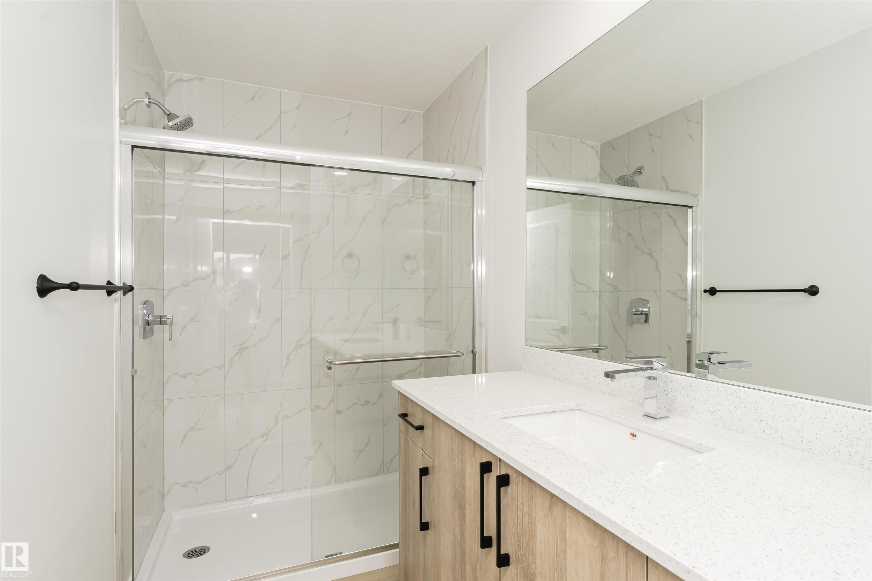 












6397 King Wynd

,
Edmonton,




AB
T6W 5J3

