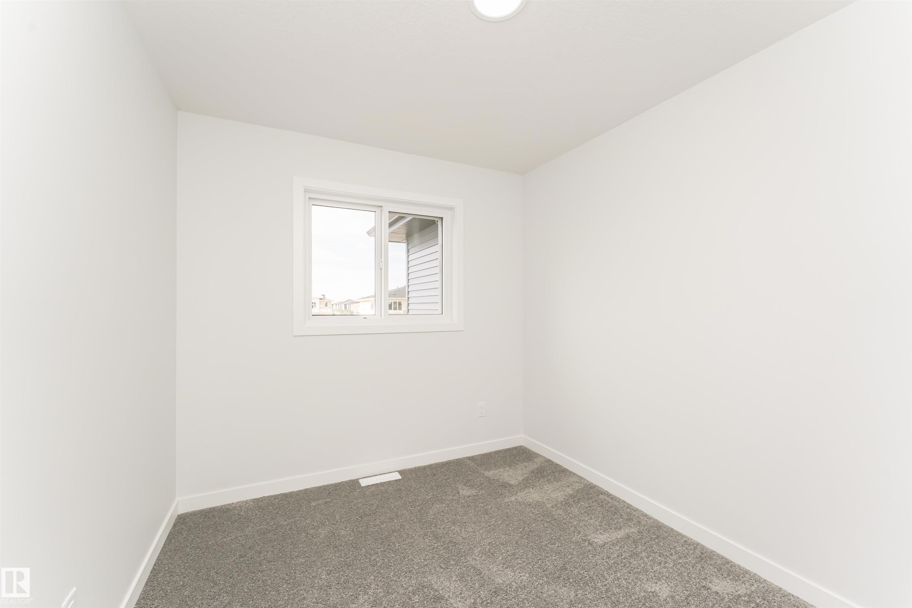 












6397 King Wynd

,
Edmonton,




AB
T6W 5J3

