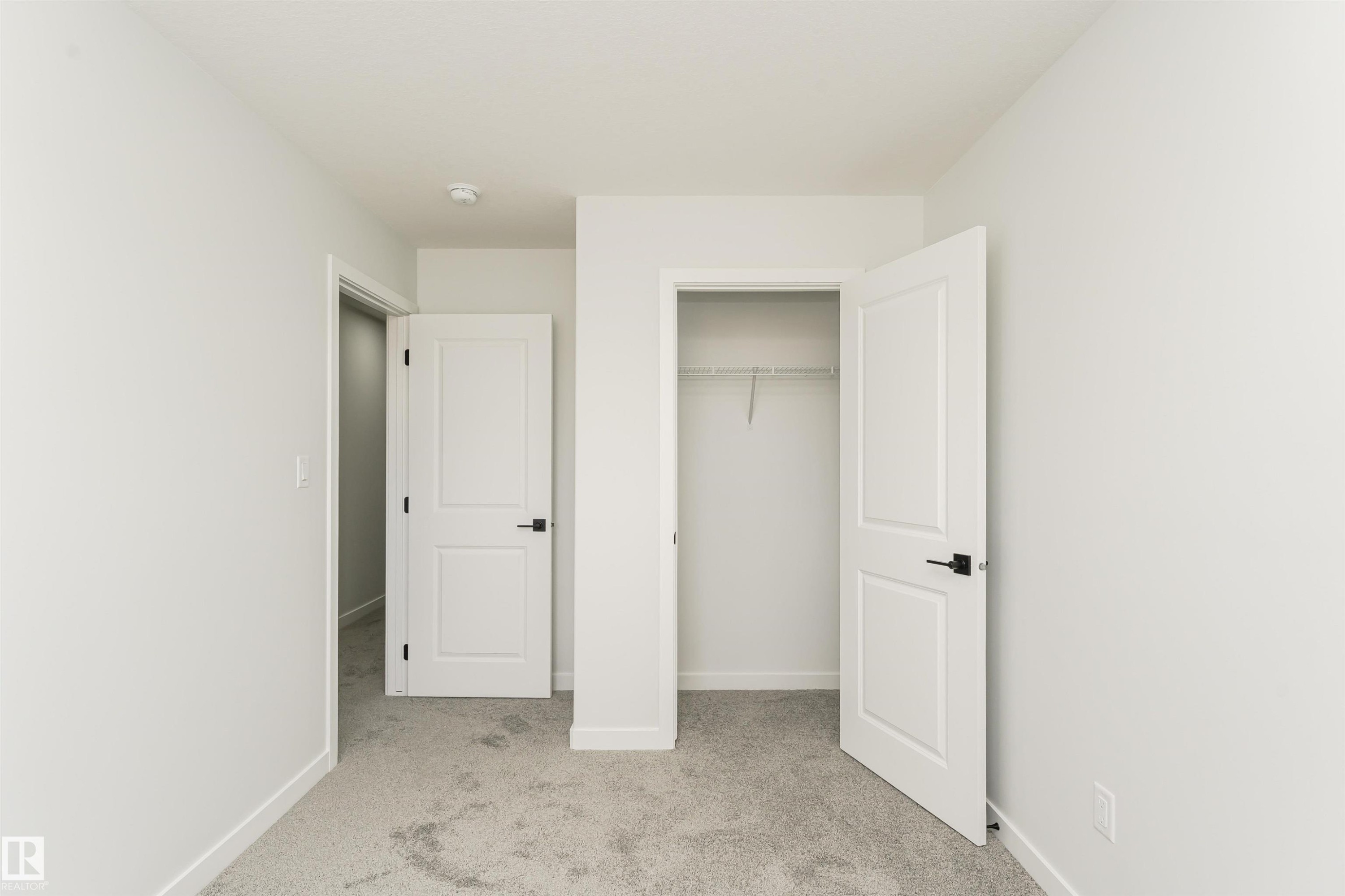 












6397 King Wynd

,
Edmonton,




AB
T6W 5J3

