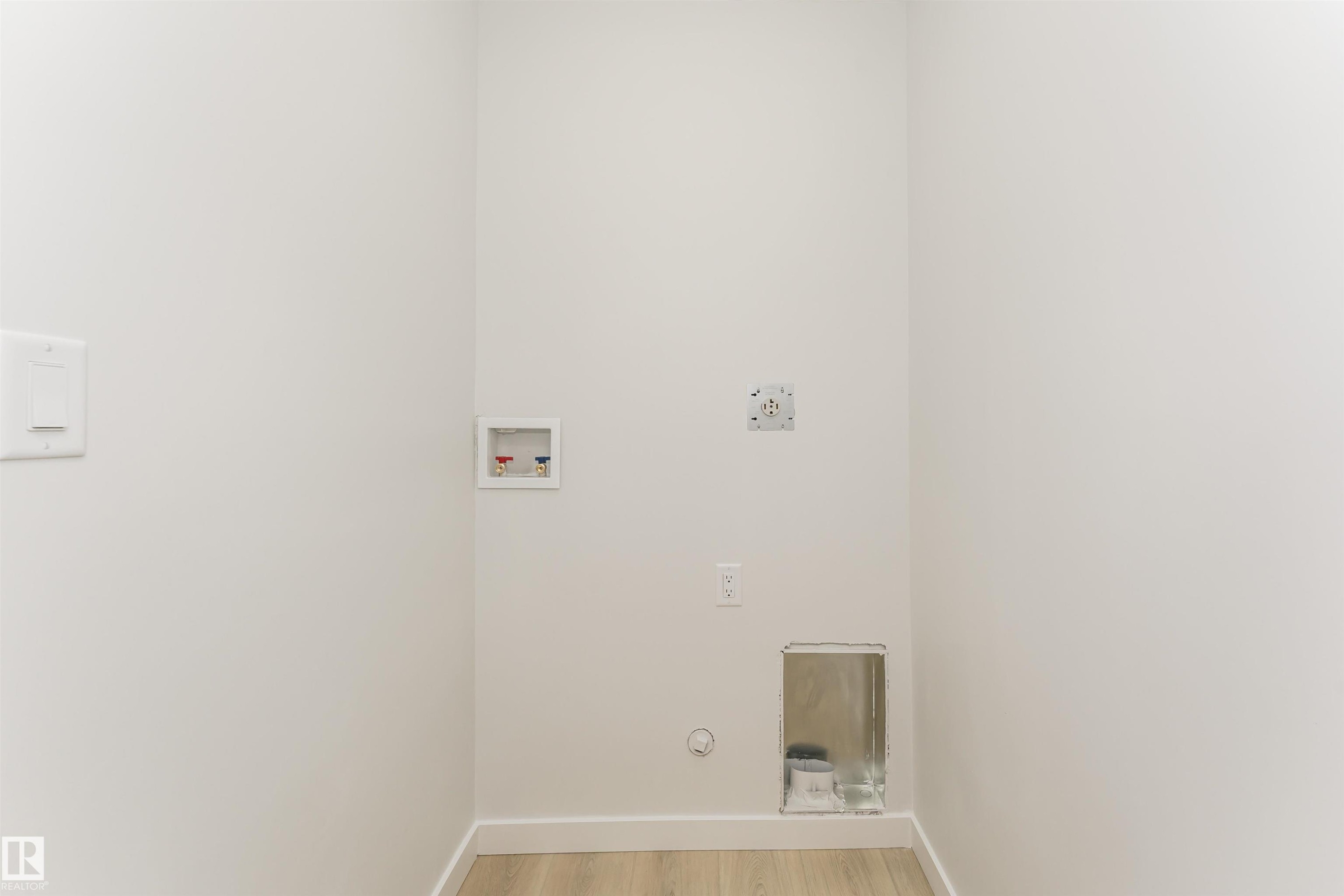 












6397 King Wynd

,
Edmonton,




AB
T6W 5J3

