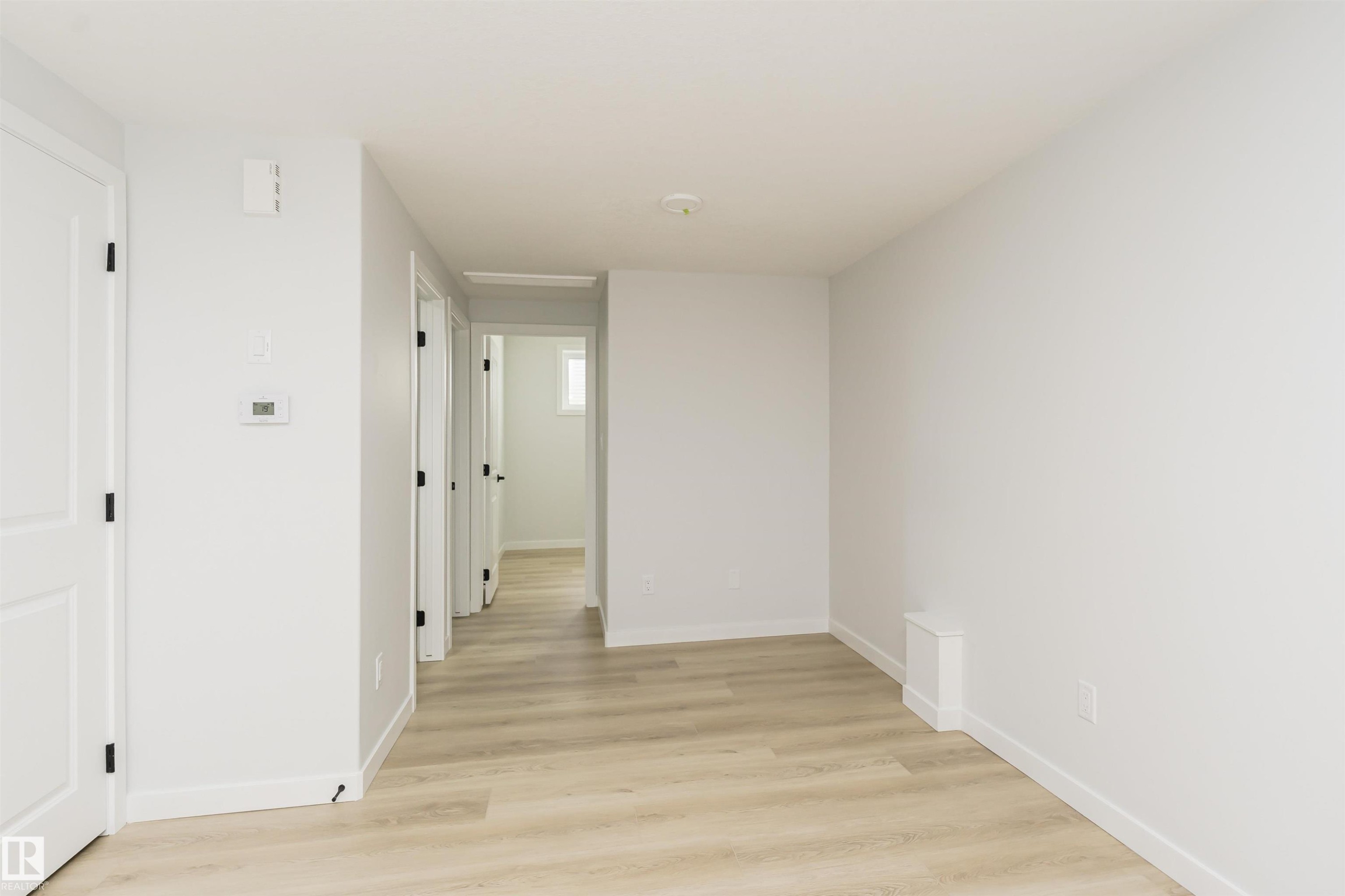 












6397 King Wynd

,
Edmonton,




AB
T6W 5J3

