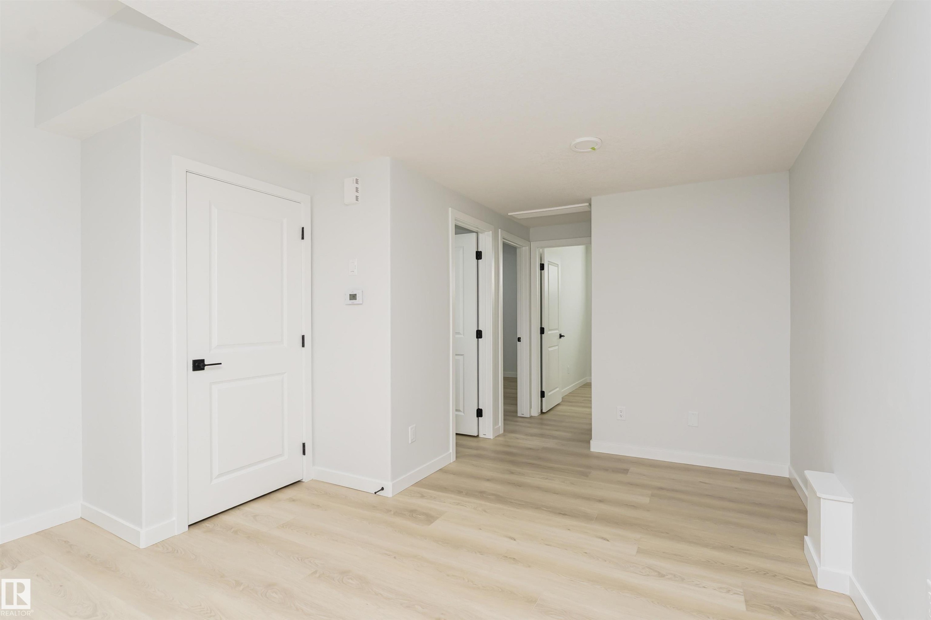 












6397 King Wynd

,
Edmonton,




AB
T6W 5J3

