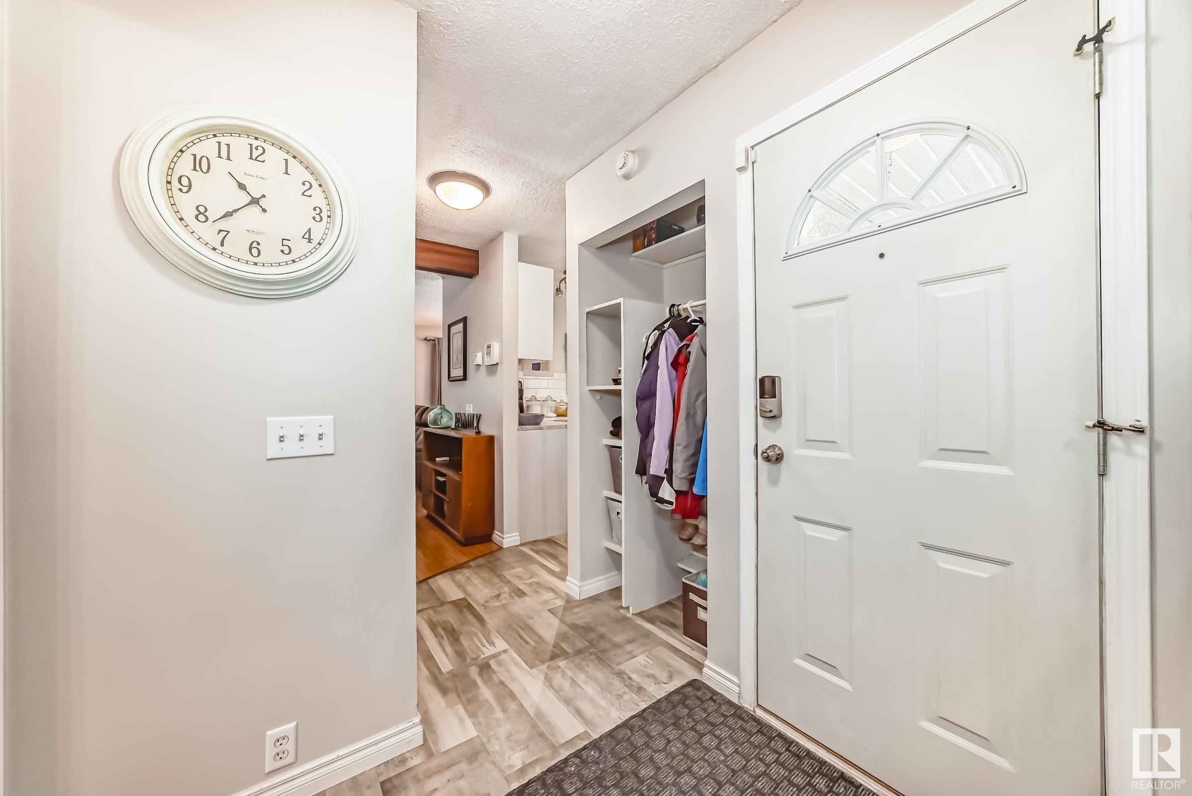 












33 GRANDIN WOODS

,
St. Albert,




AB
T8N 2Y4

