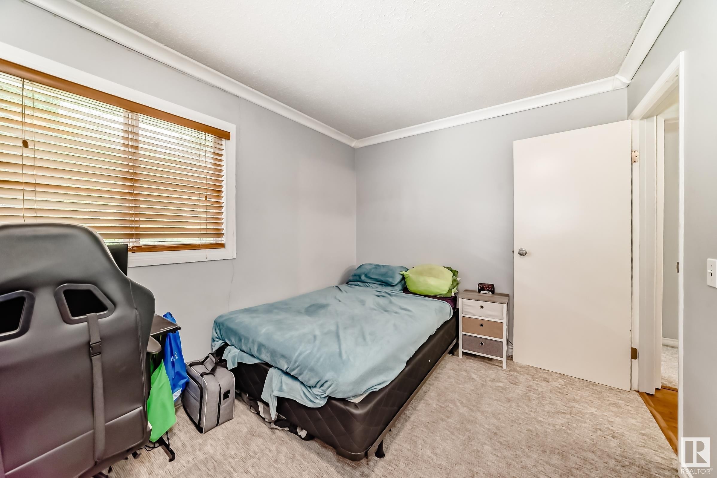 












33 GRANDIN WOODS

,
St. Albert,




AB
T8N 2Y4

