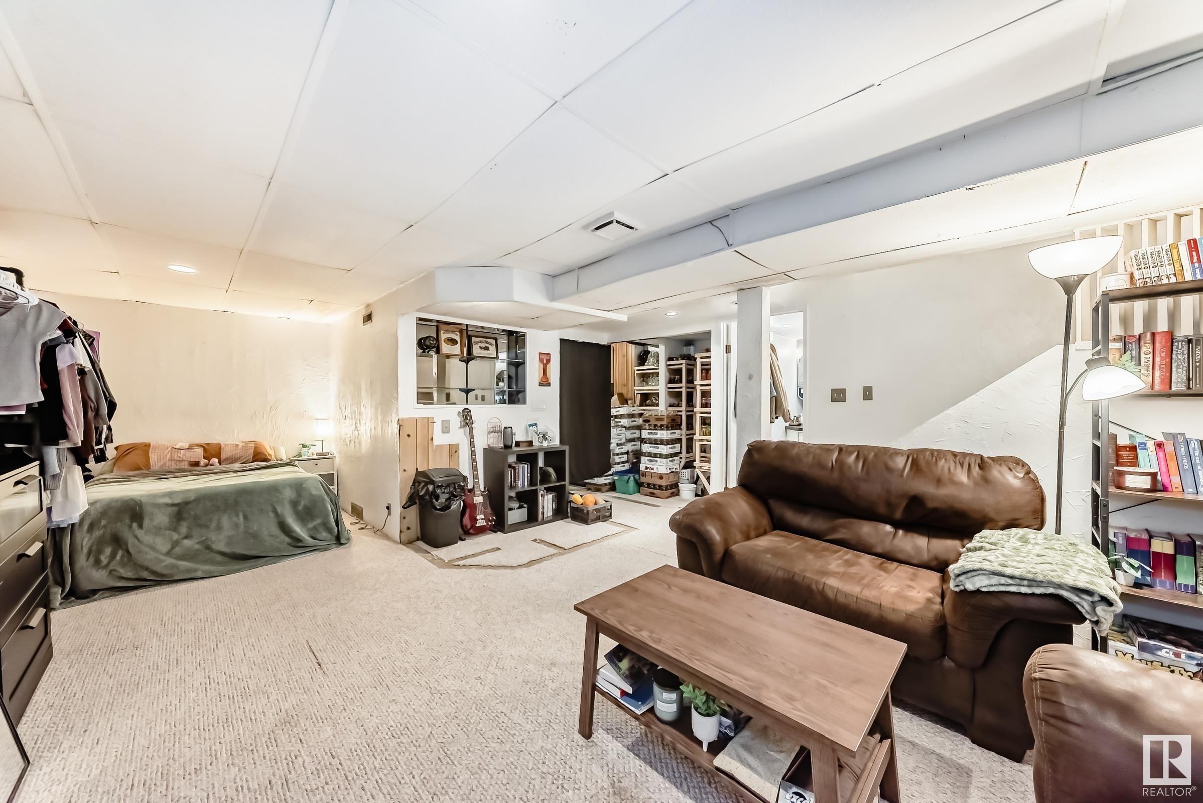 












33 GRANDIN WOODS

,
St. Albert,




AB
T8N 2Y4

