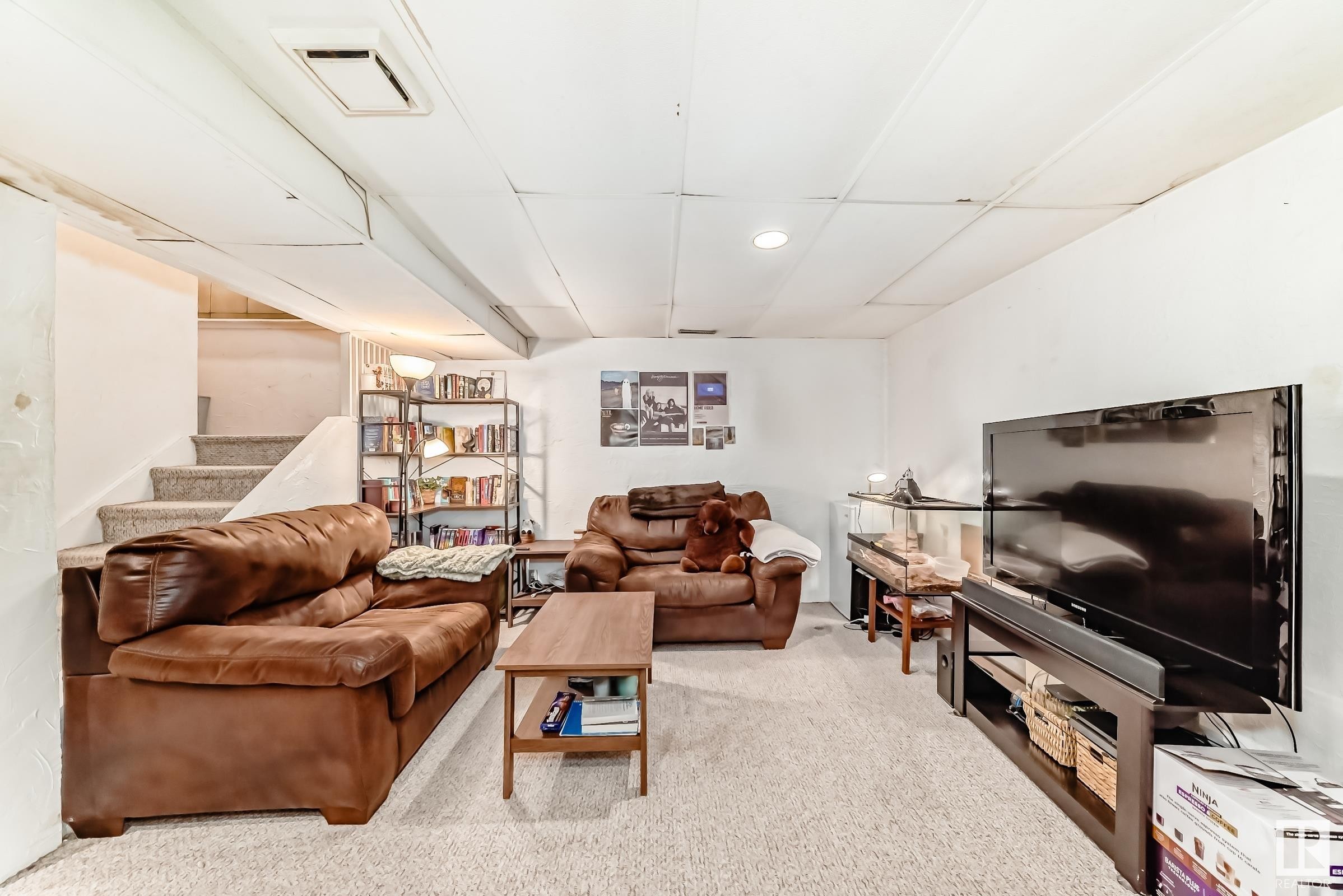 












33 GRANDIN WOODS

,
St. Albert,




AB
T8N 2Y4

