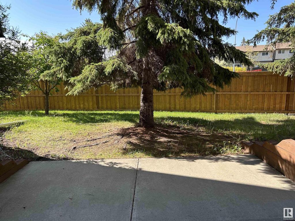 












104 18020 95 Avenue

,
Edmonton,




AB
T5T 6B2

