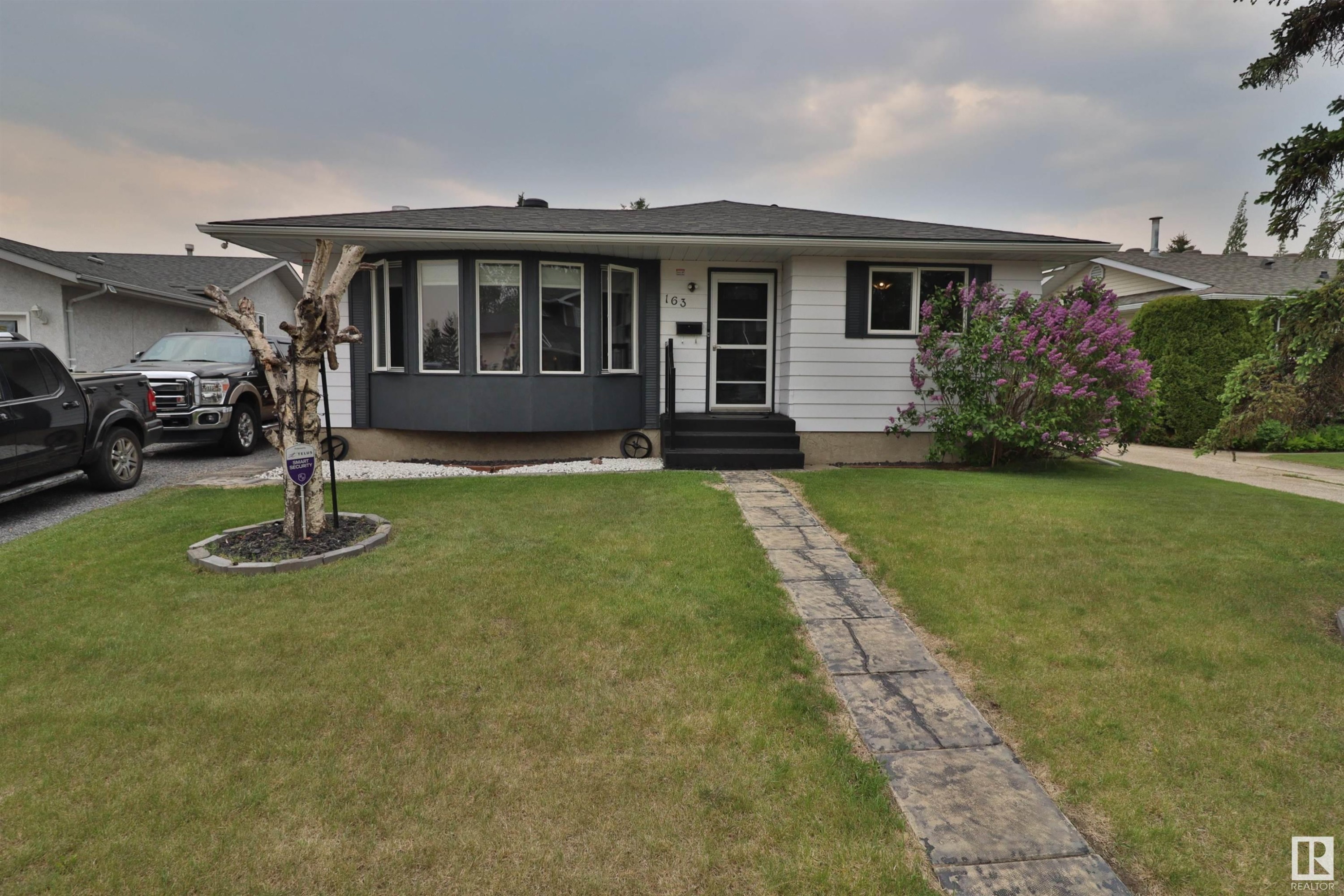 












163 Garwood Crst

,
Wetaskiwin,




AB
T9A 2X4

