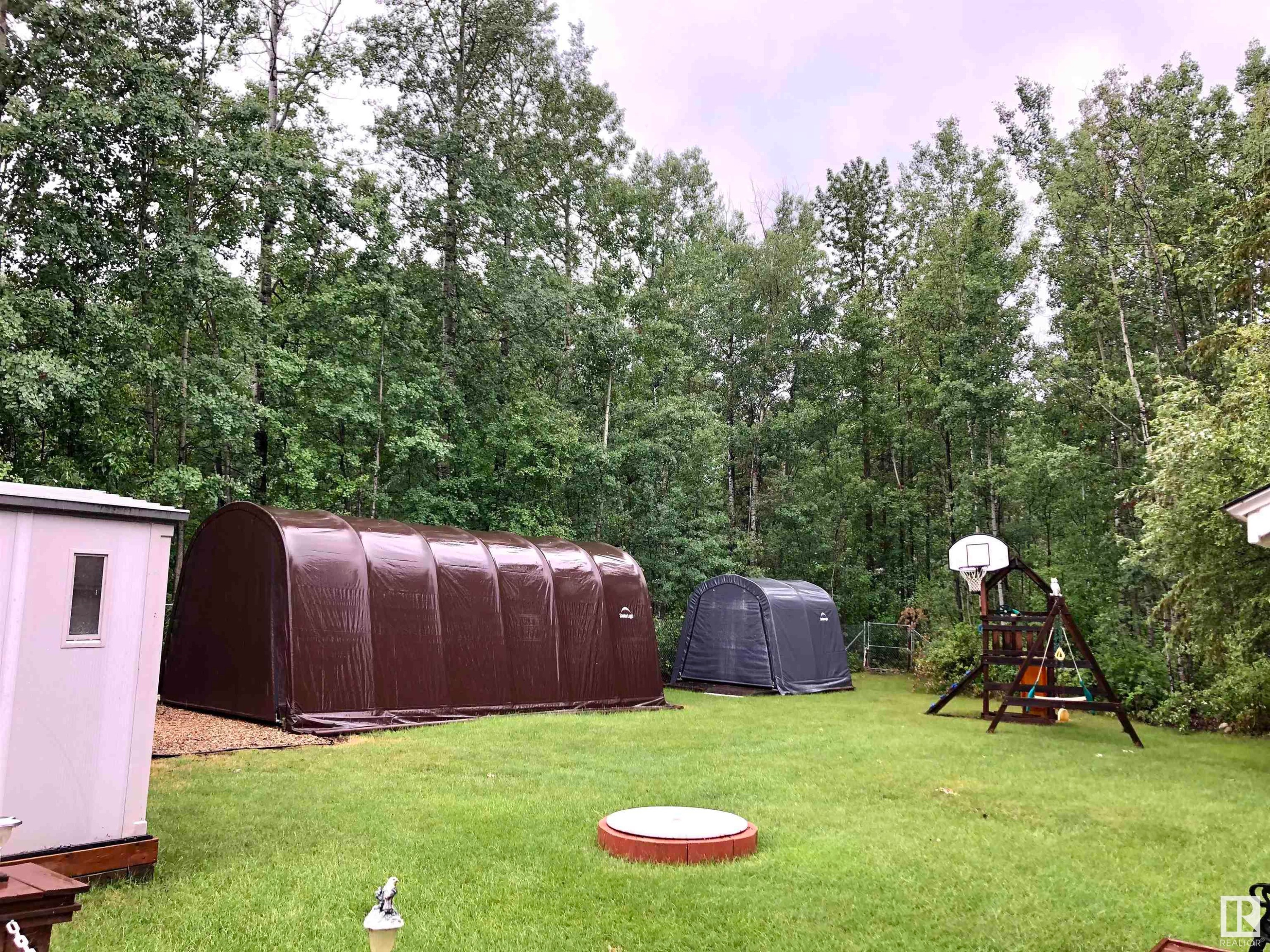 












5084 4 Street

,
Rural Lac Ste. Anne County,







AB
T0E 1V0

