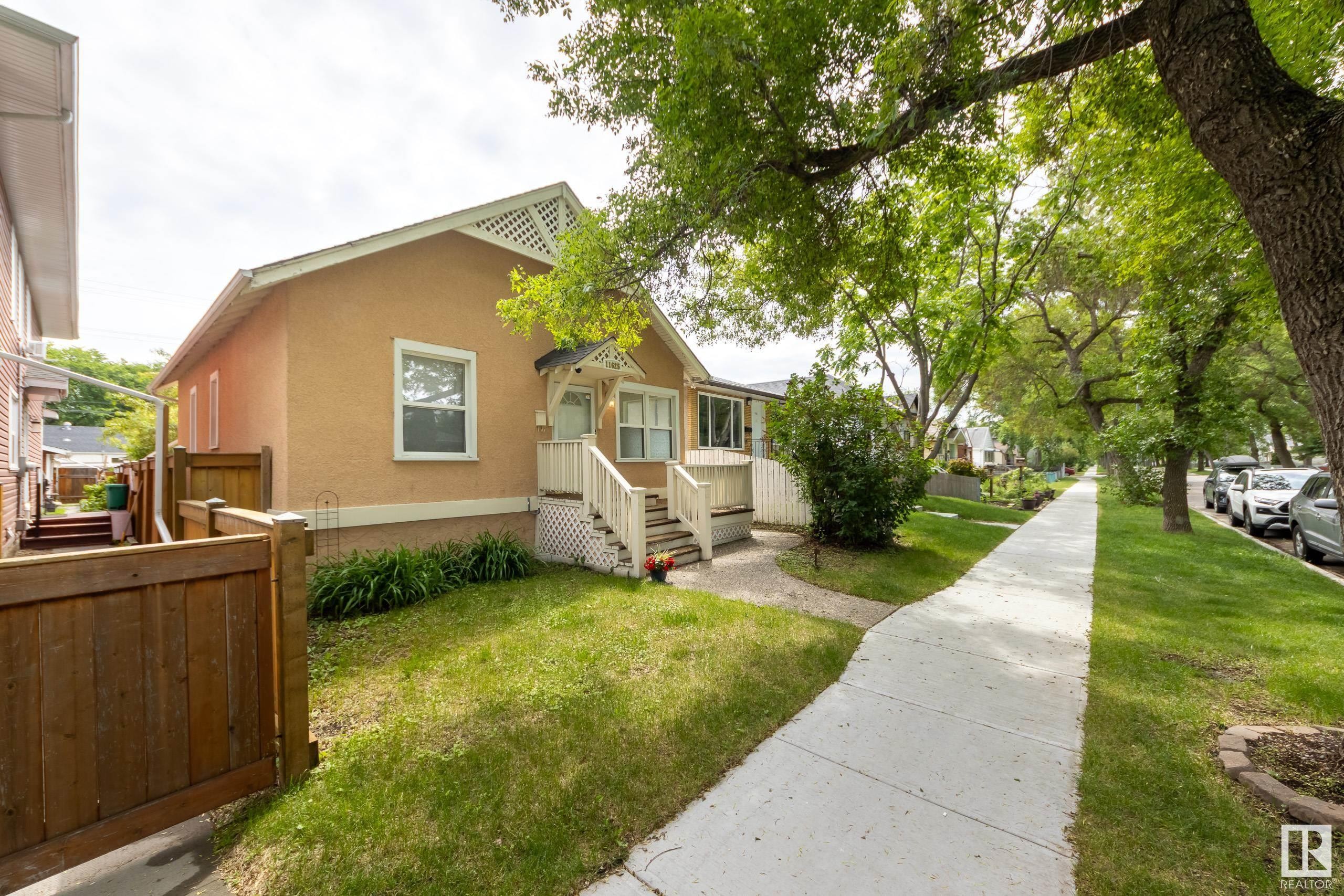 












11625 91 Street

,
Edmonton,




AB
T5B 4A9

