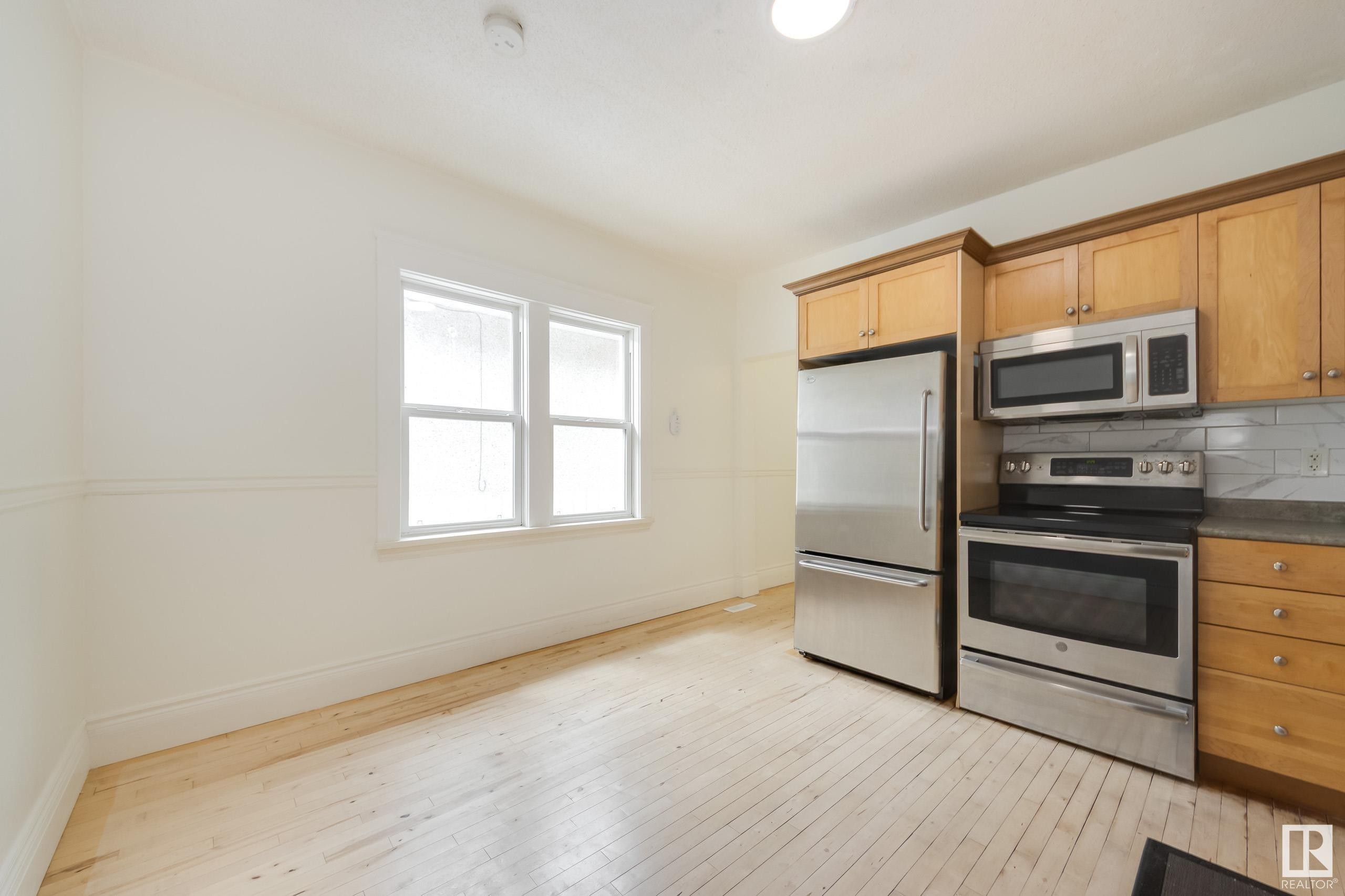 












11625 91 Street

,
Edmonton,




AB
T5B 4A9

