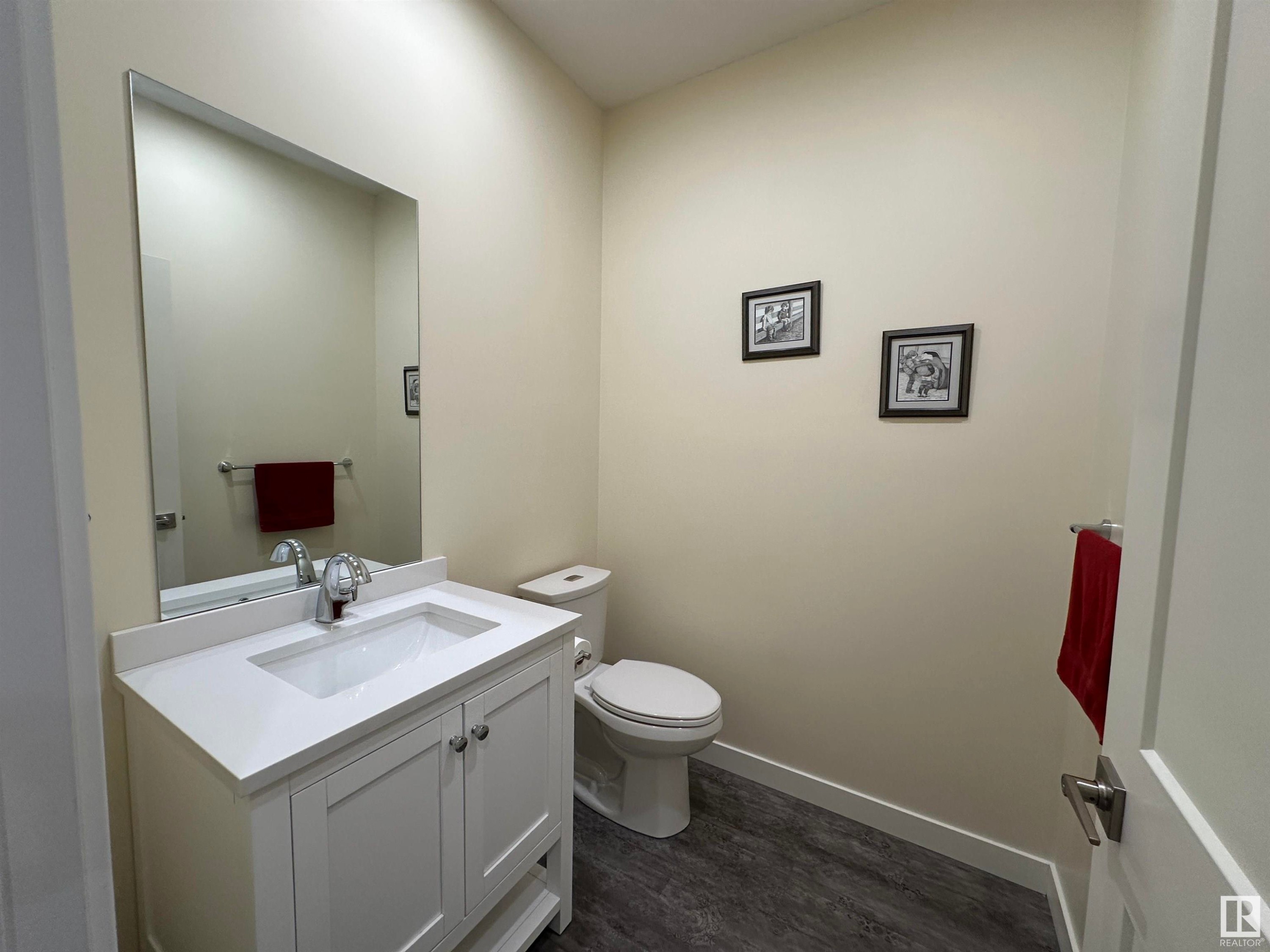 












54322 RGE RD 253

,
St. Albert,




AB
T8T 1R8

