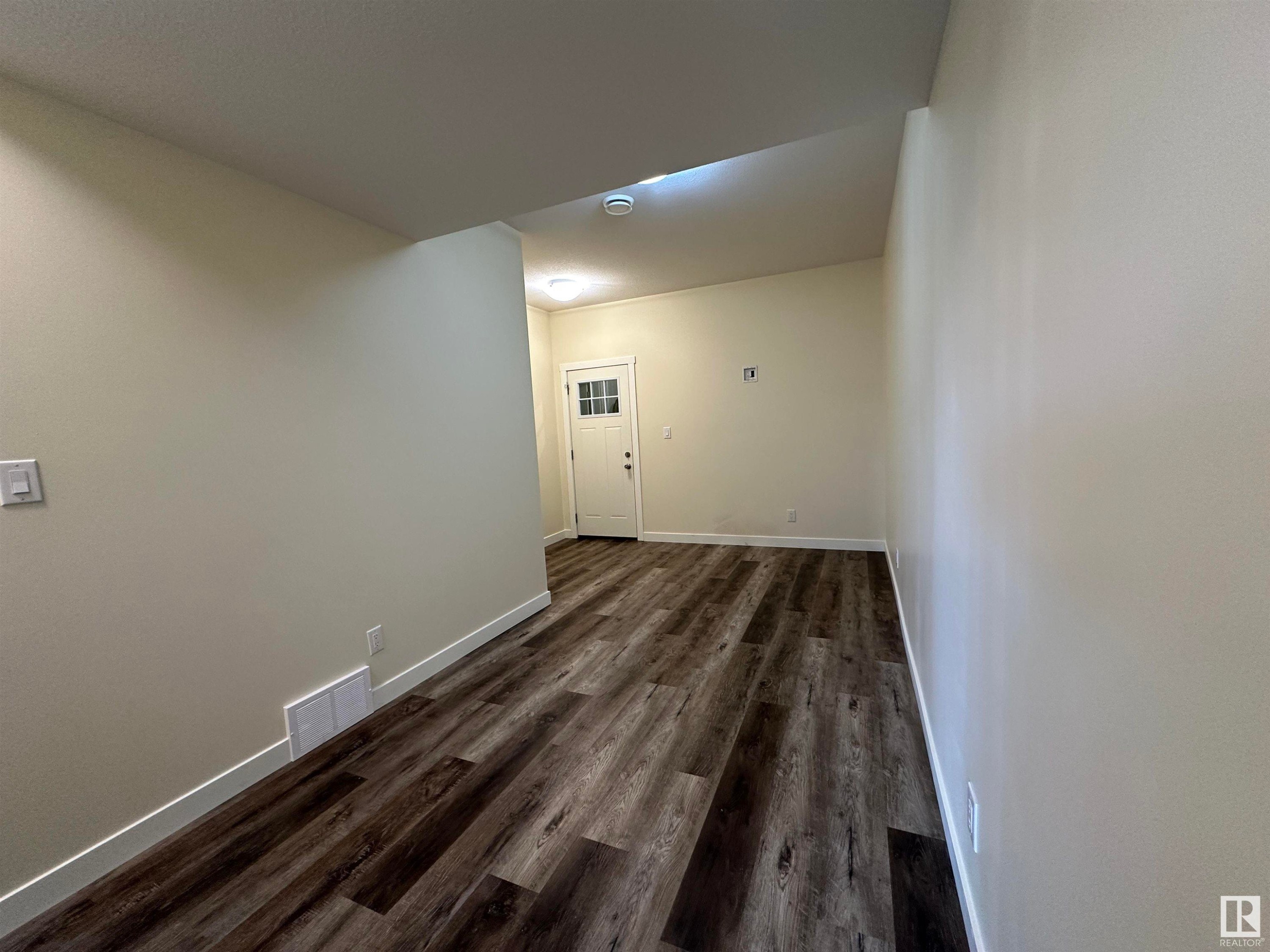 












54322 RGE RD 253

,
St. Albert,




AB
T8T 1R8


