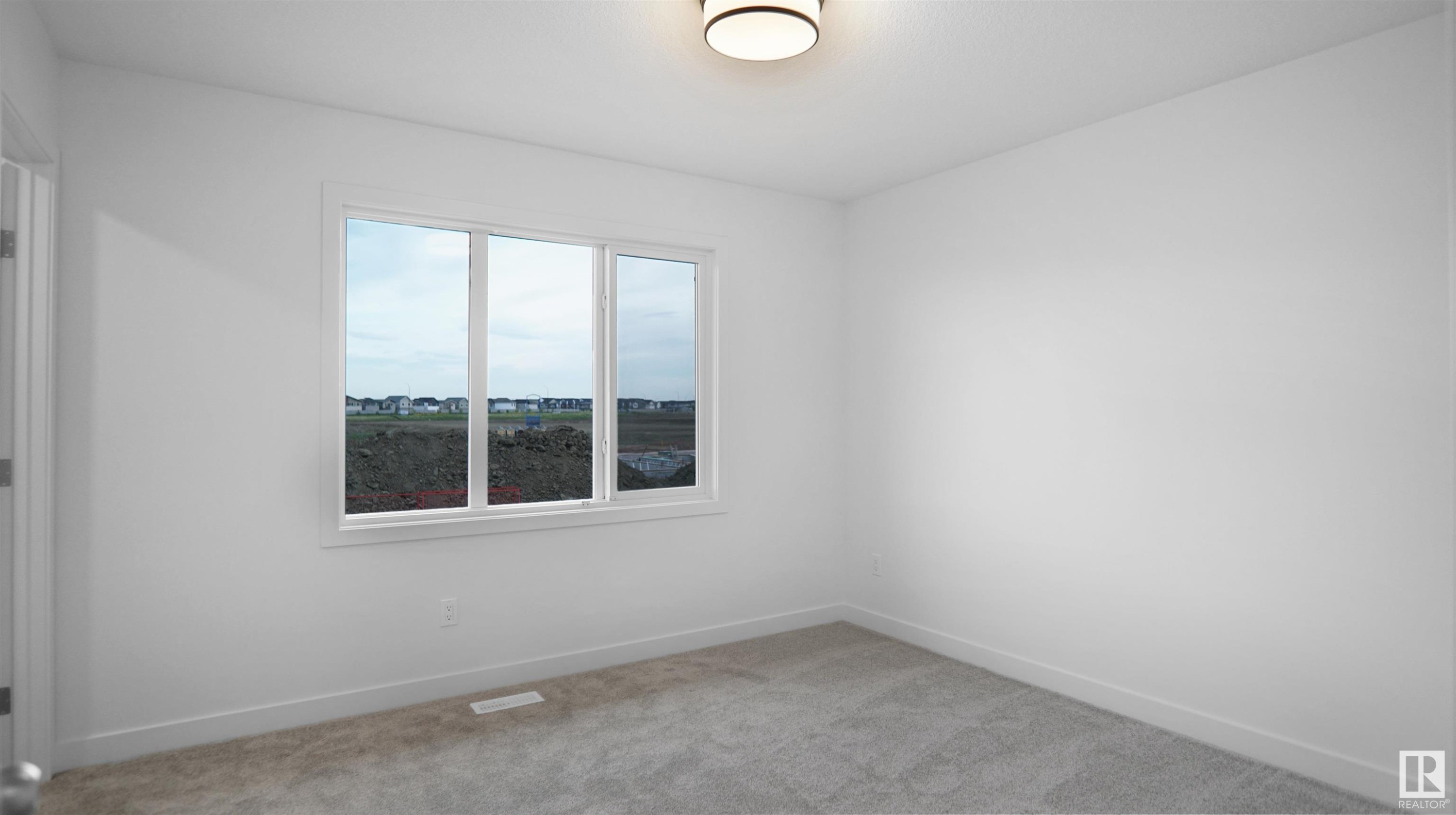 












20915 16 Avenue

,
Edmonton,




AB
T6M 3E7

