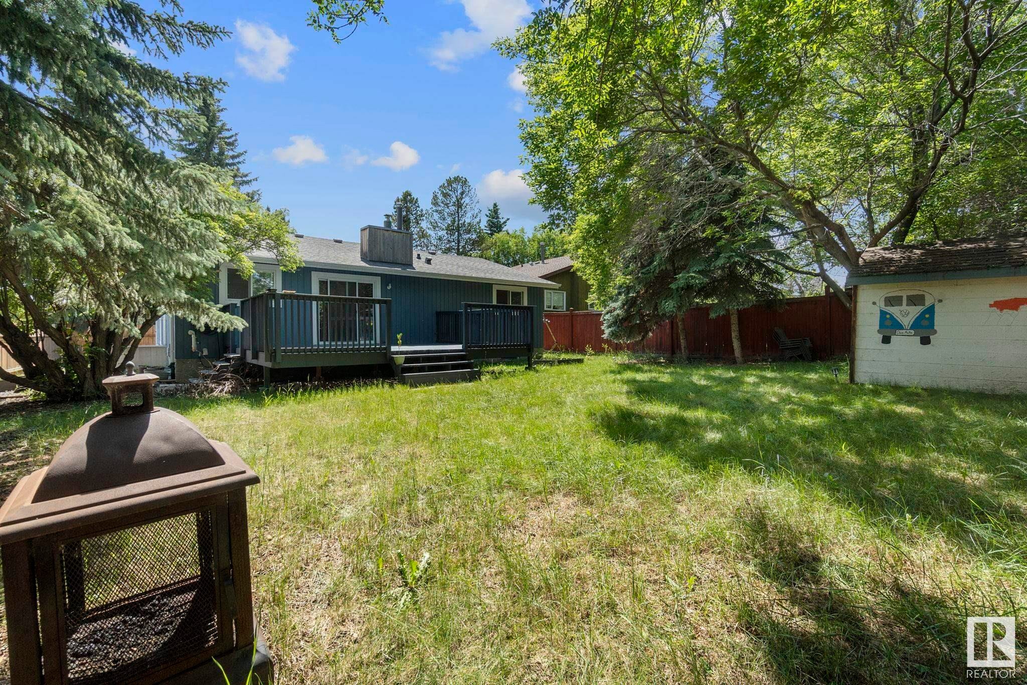 












18404 66 Avenue

,
Edmonton,




AB
T5T 2M2

