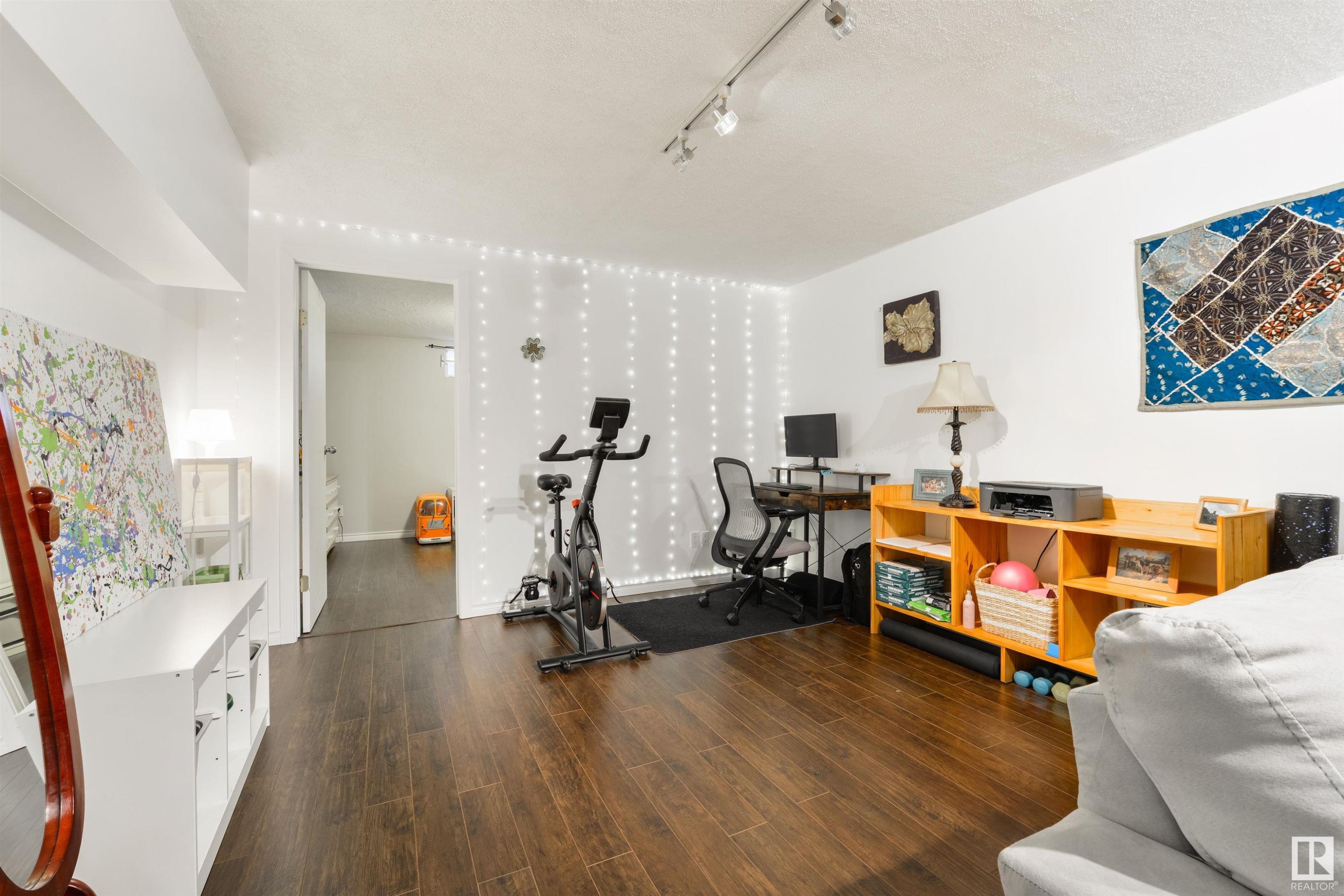 












13408 116 Street

,
Edmonton,




AB
T5E 5J1

