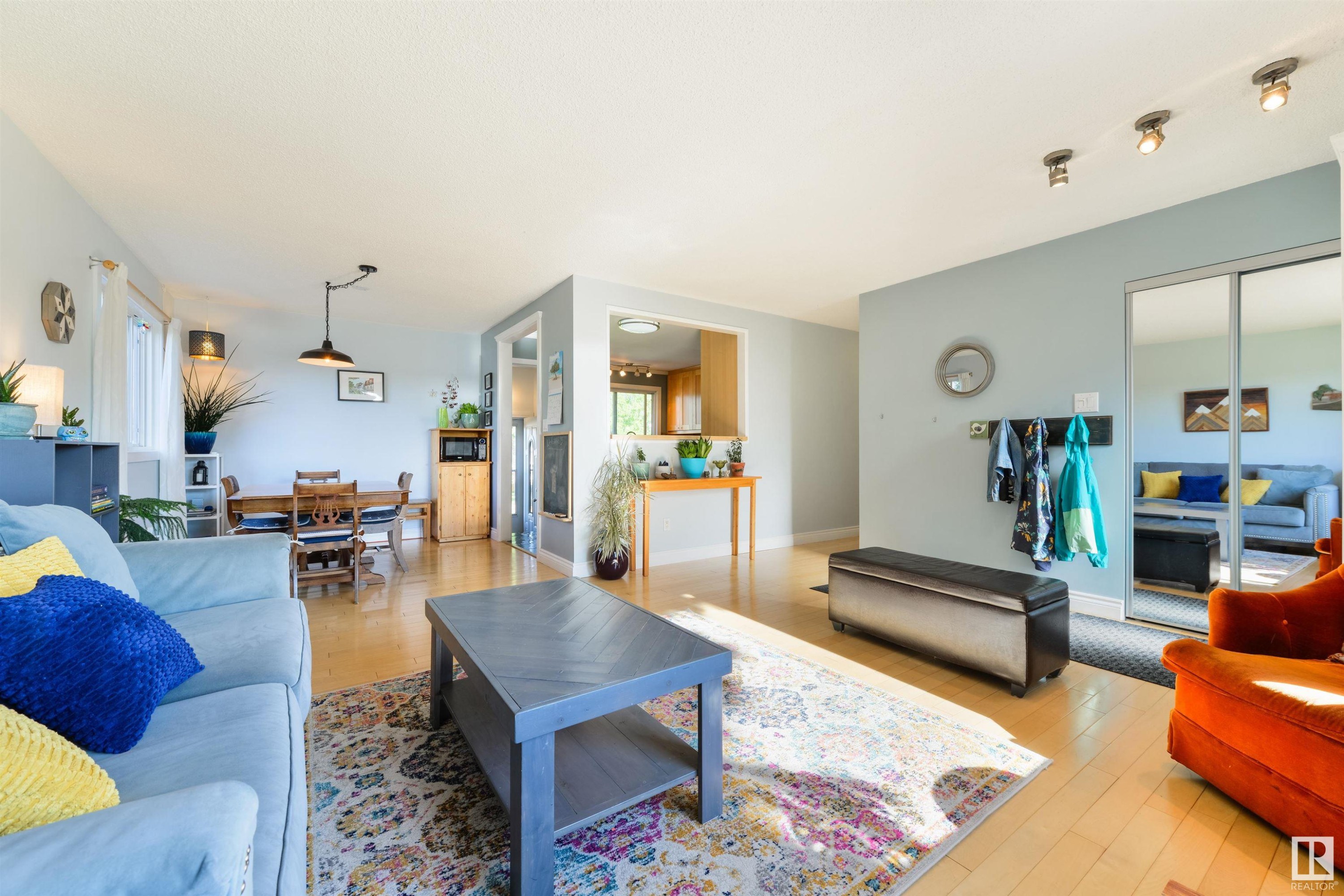 












13408 116 Street

,
Edmonton,




AB
T5E 5J1

