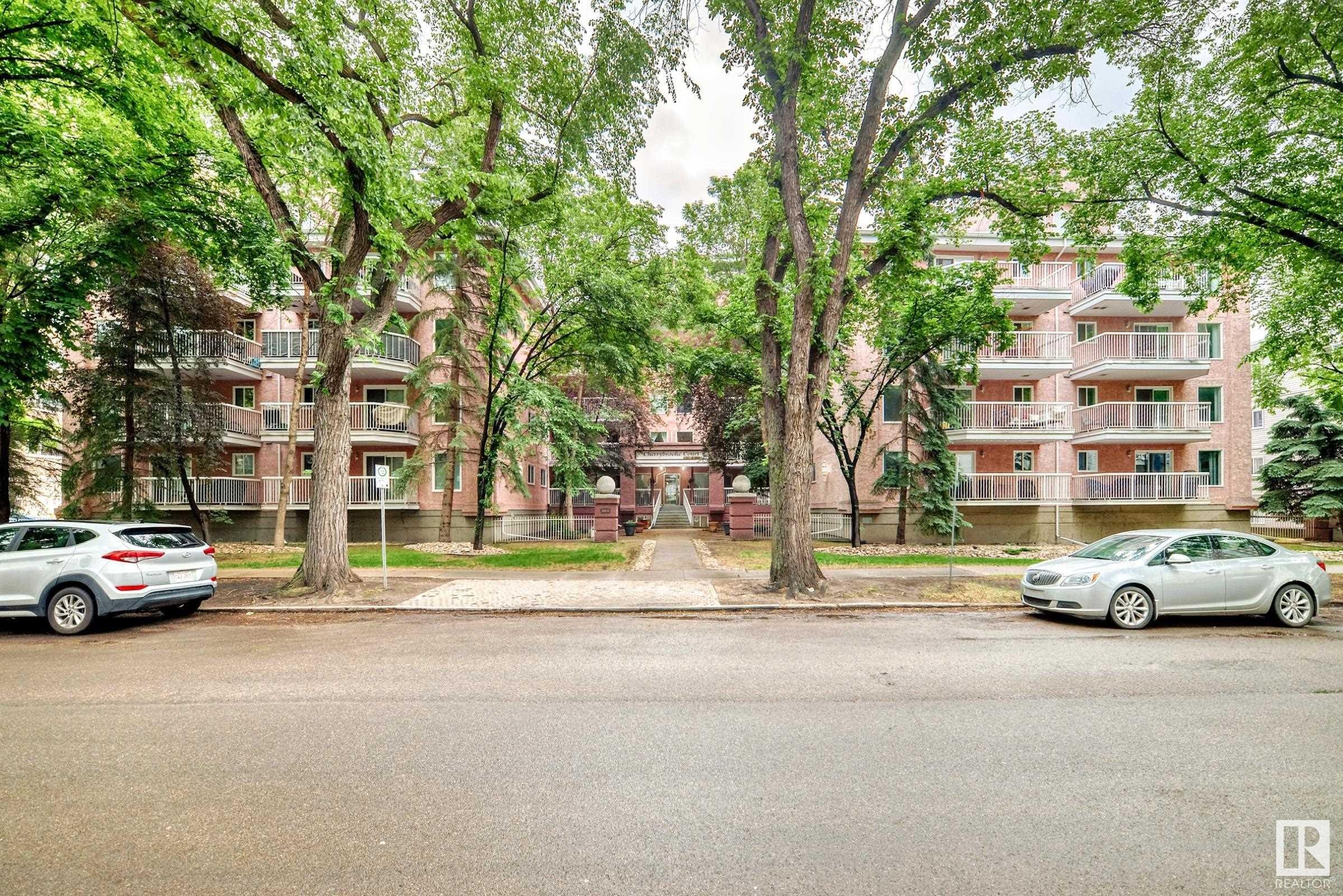 












308 10153 117 Street

,
Edmonton,




AB
T5K 1X5

