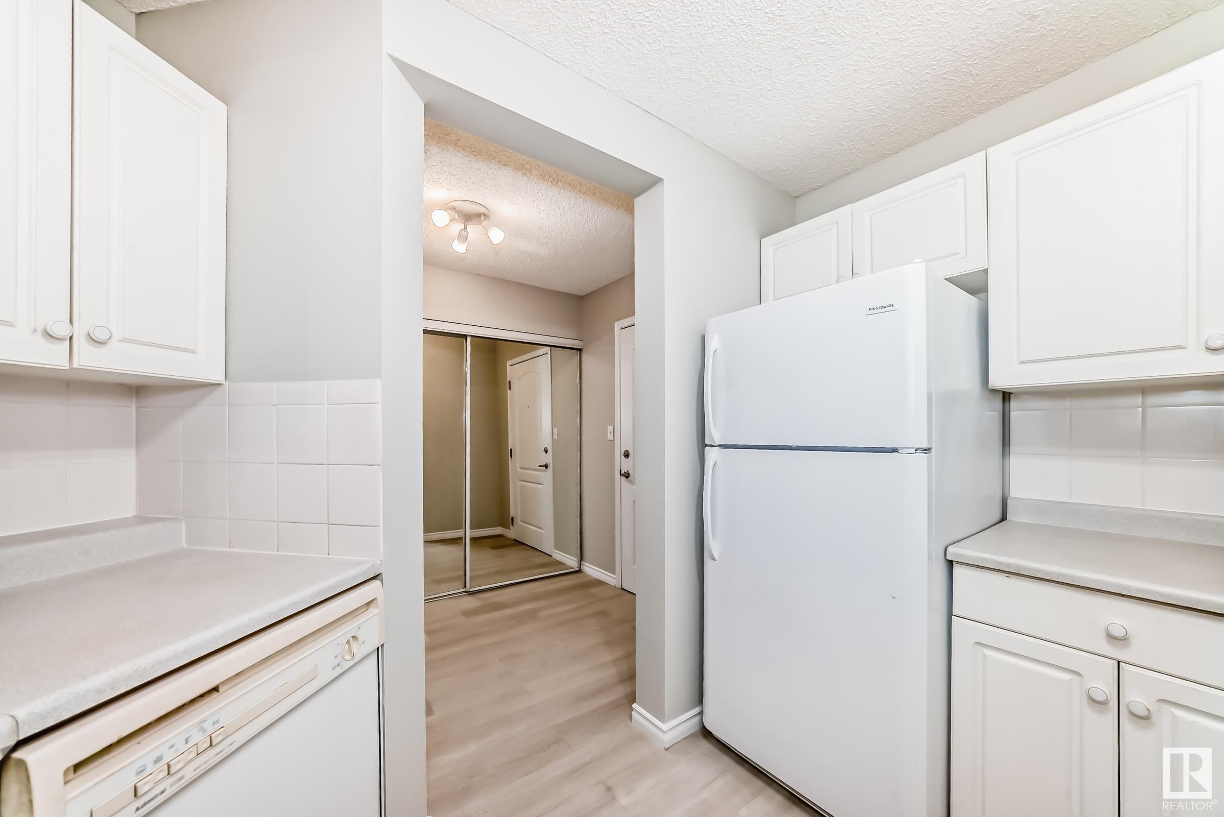 












308 10153 117 Street

,
Edmonton,




AB
T5K 1X5

