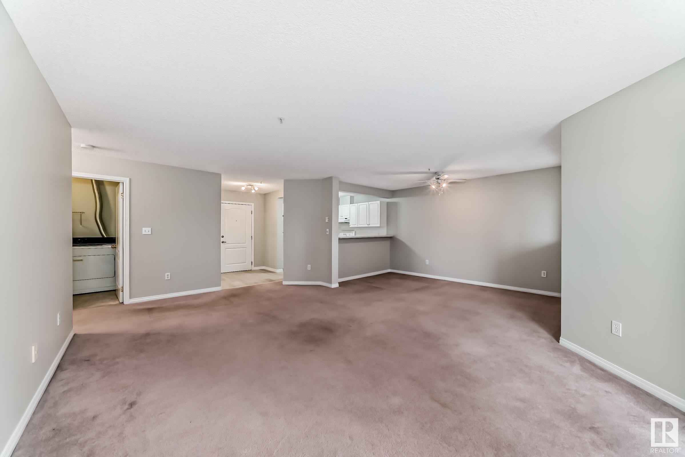 












308 10153 117 Street

,
Edmonton,




AB
T5K 1X5

